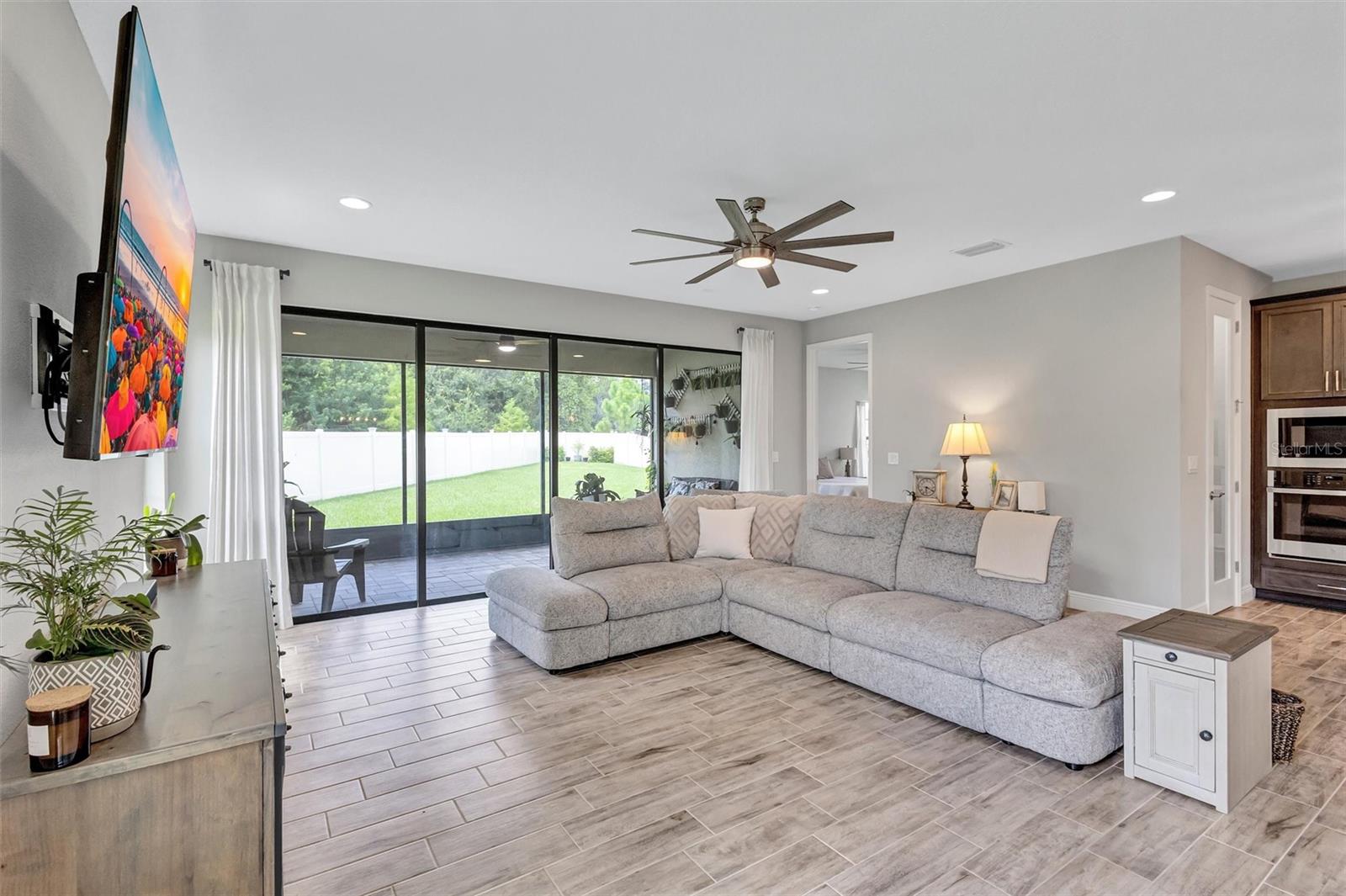 Single Family Residence at 12717 OAK HILL WAY, PARRISH, photo 18 of 62