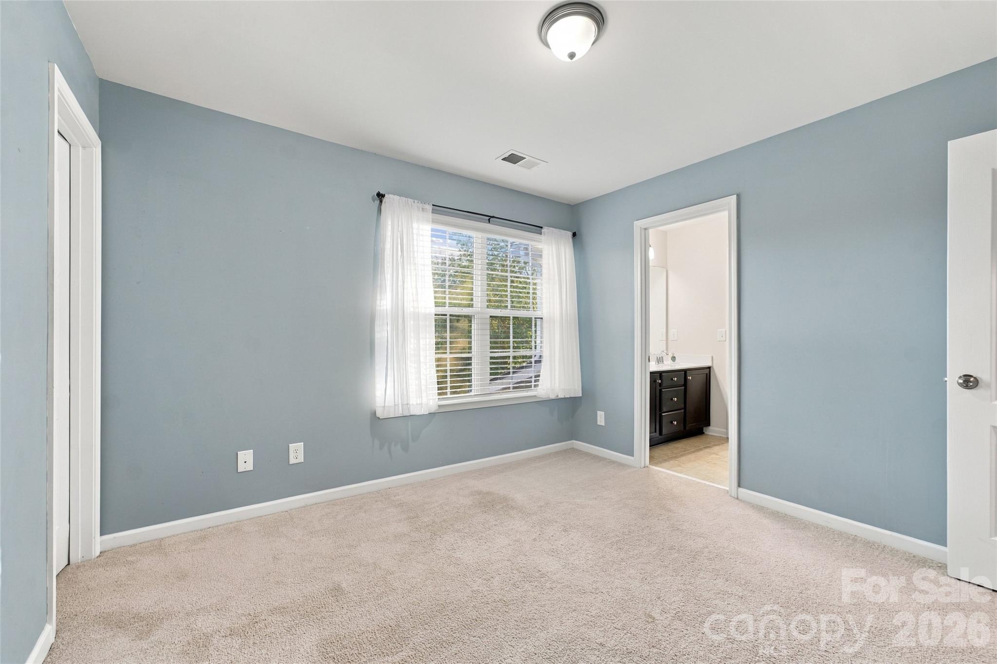 Single Family Residence at 2440 Flintshire Lane, Gastonia, photo 28 of 48