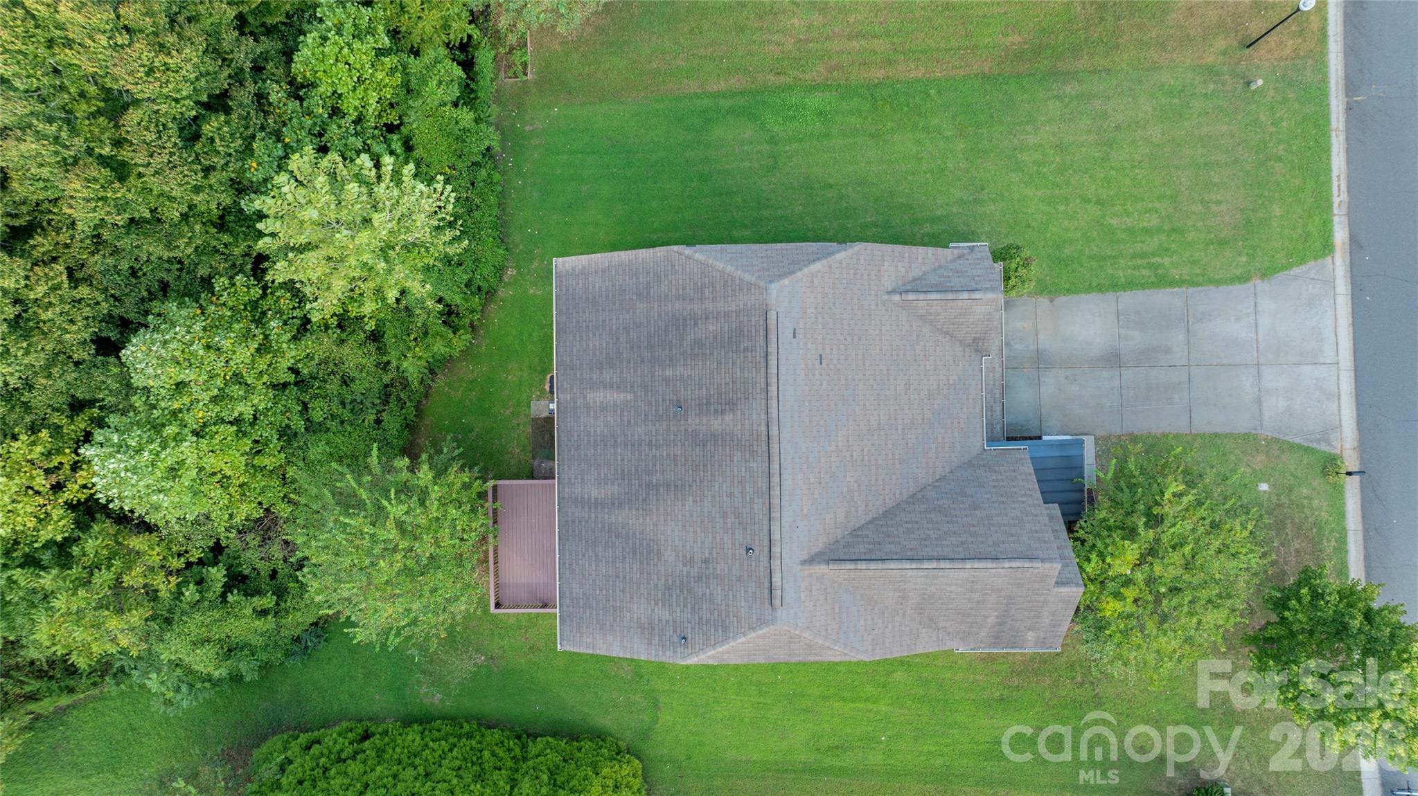 Single Family Residence at 2440 Flintshire Lane, Gastonia, photo 46 of 48