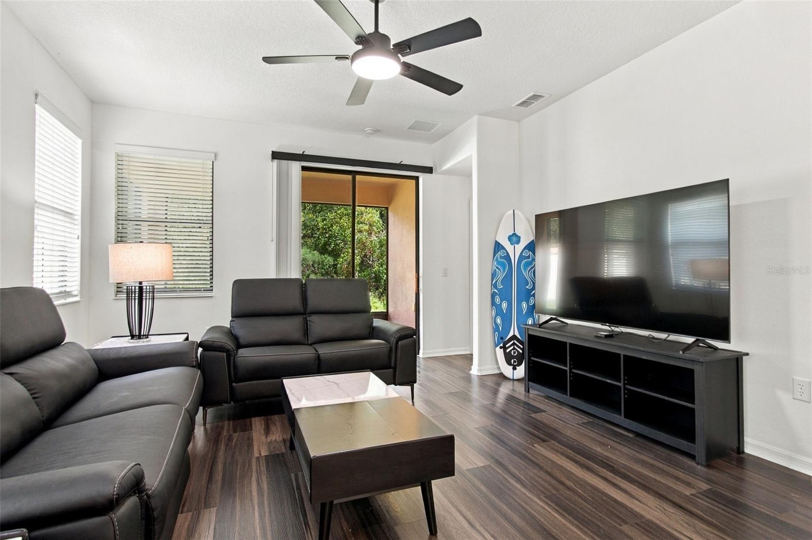 Sllders to the Screened Lanai - 884 GRAND CANAL DR, KISSIMMEE