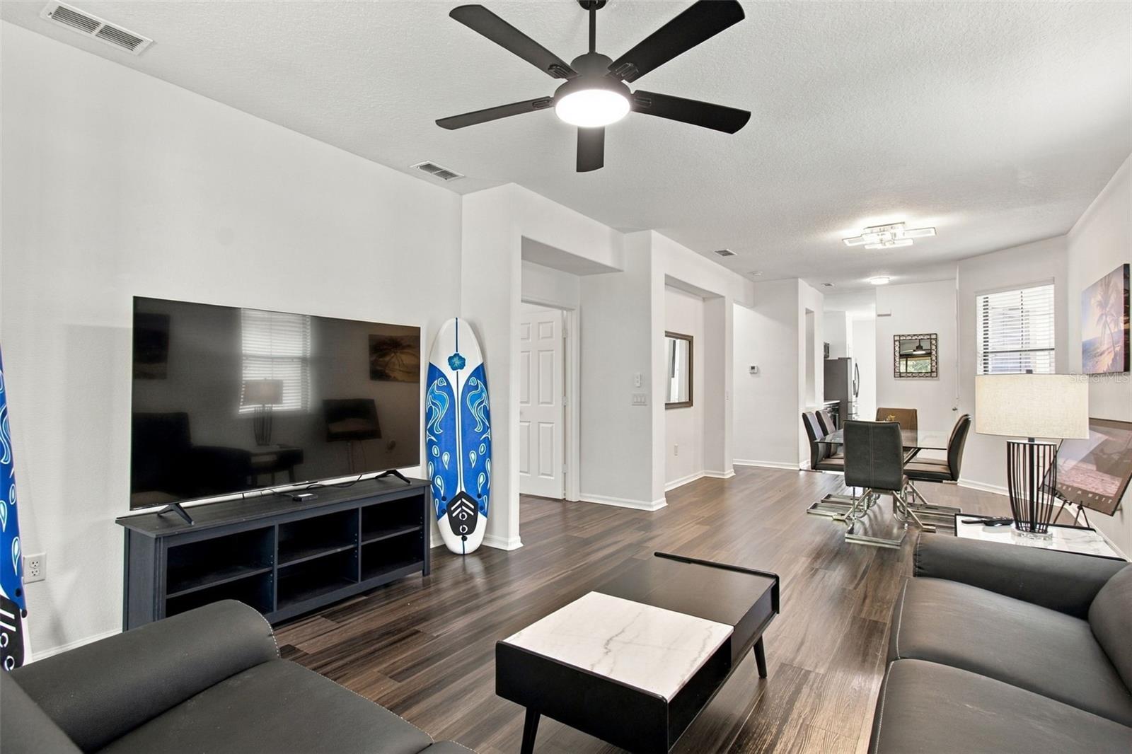 Single Family Residence at 884 GRAND CANAL DR, KISSIMMEE, photo 7 of 51