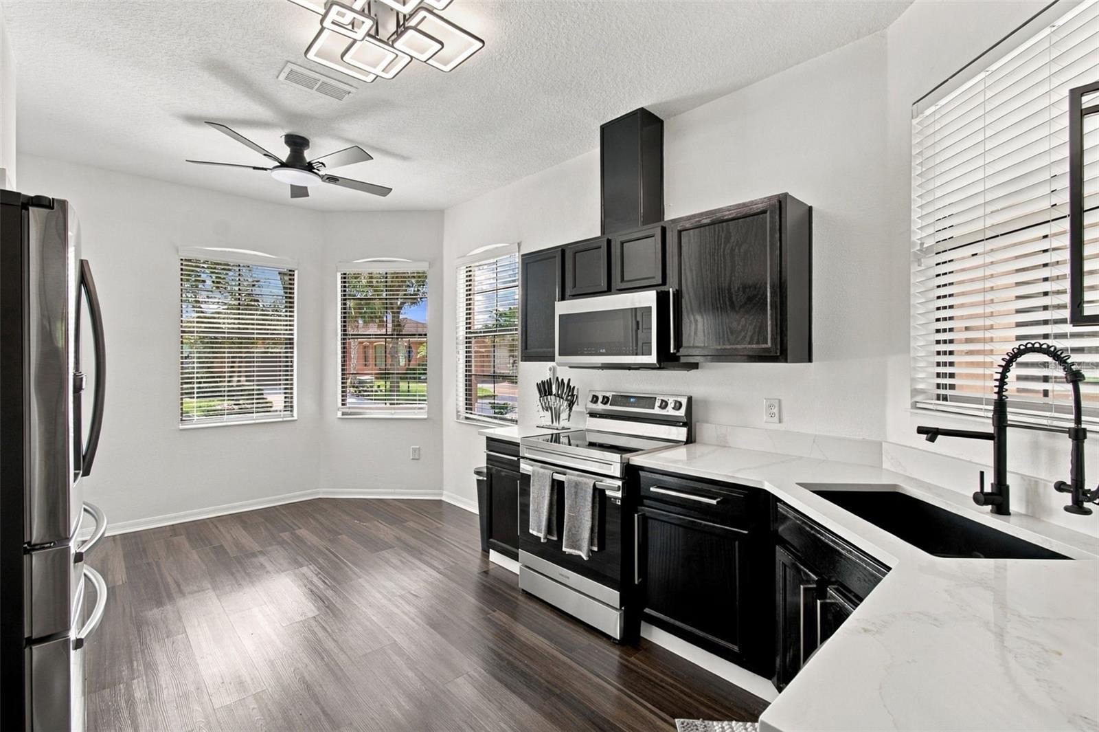 Updated Kitchen - 884 GRAND CANAL DR, KISSIMMEE