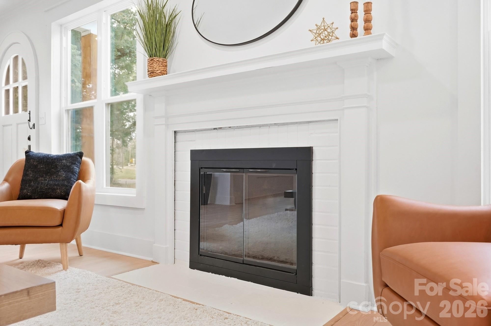 Single Family Residence at 211 Spratt Street, Fort Mill, photo 9 of 41