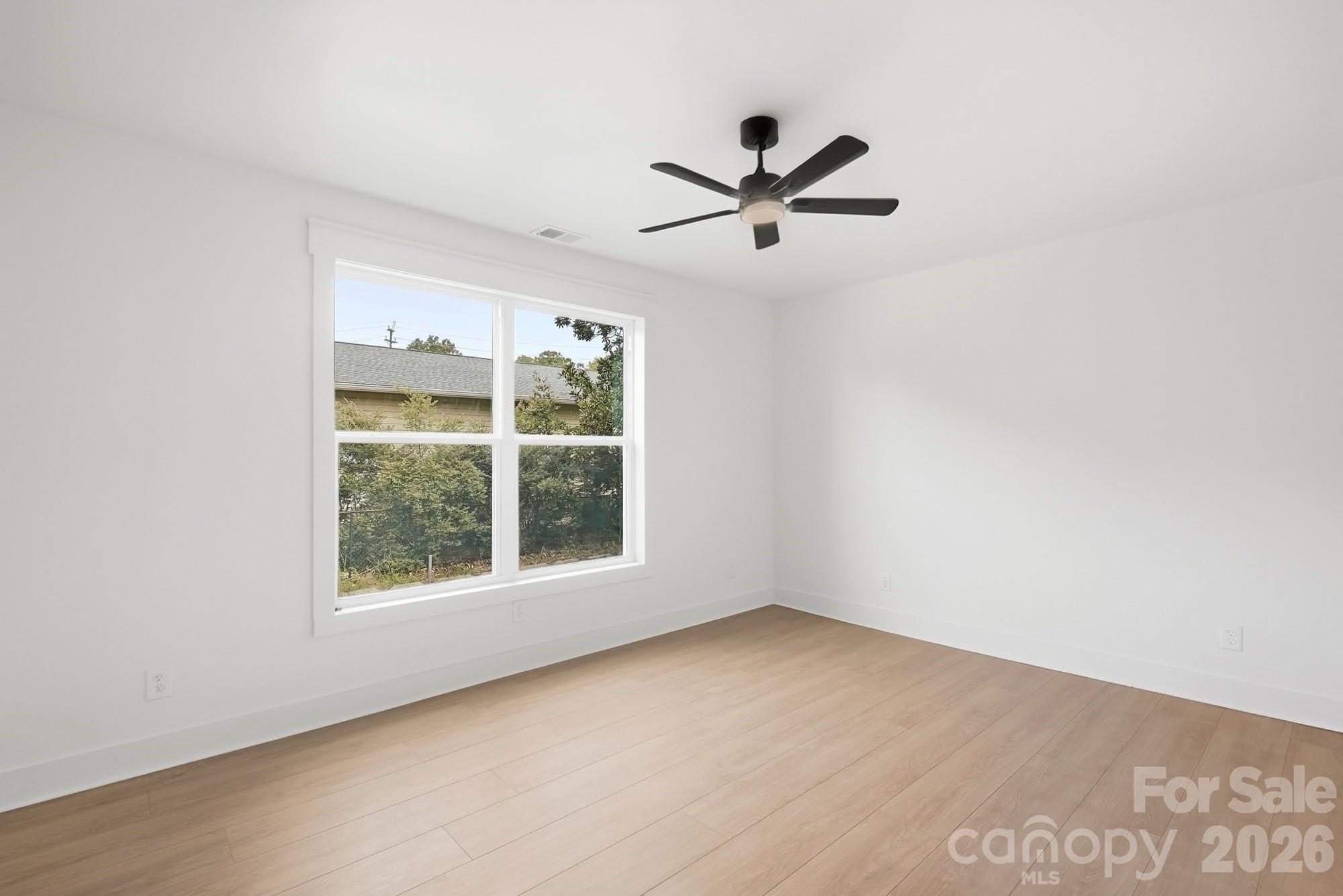 Single Family Residence at 211 Spratt Street, Fort Mill, photo 23 of 41