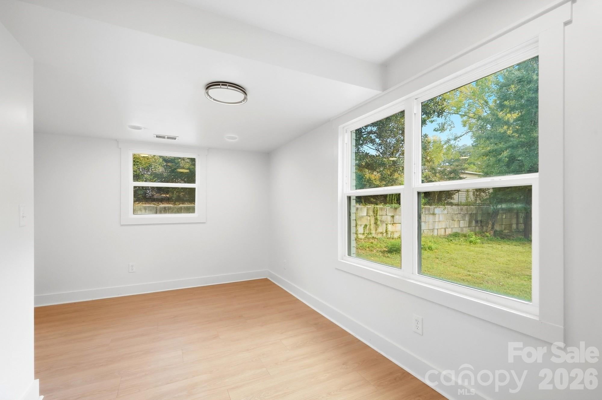 Single Family Residence at 211 Spratt Street, Fort Mill, photo 34 of 41