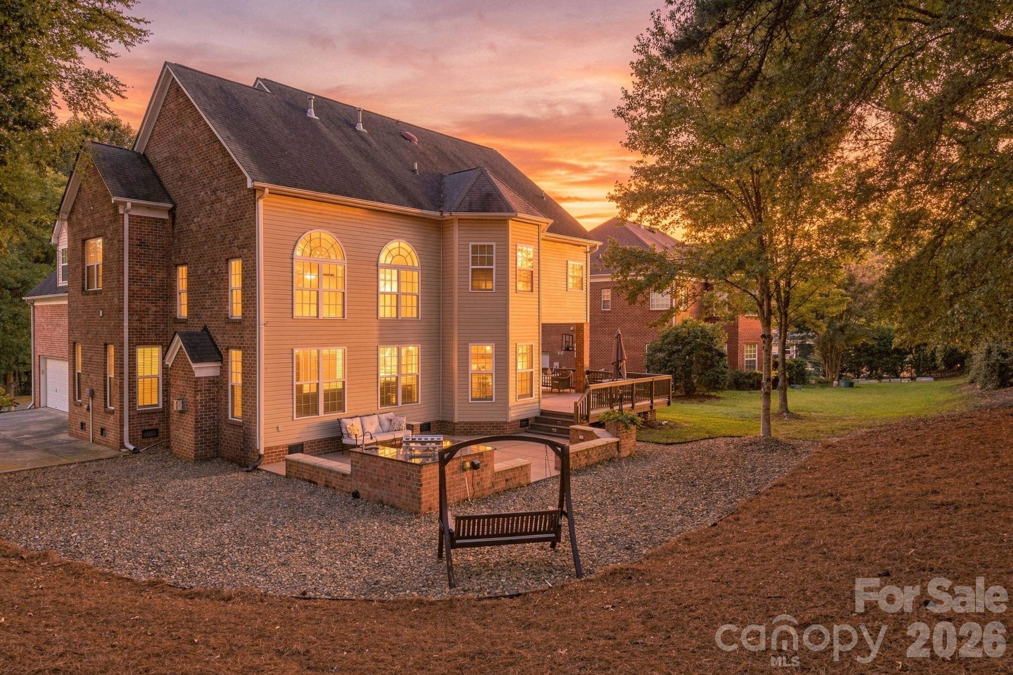Single Family Residence at 2561 Fallbrook Place NW, Concord, photo 33 of 47