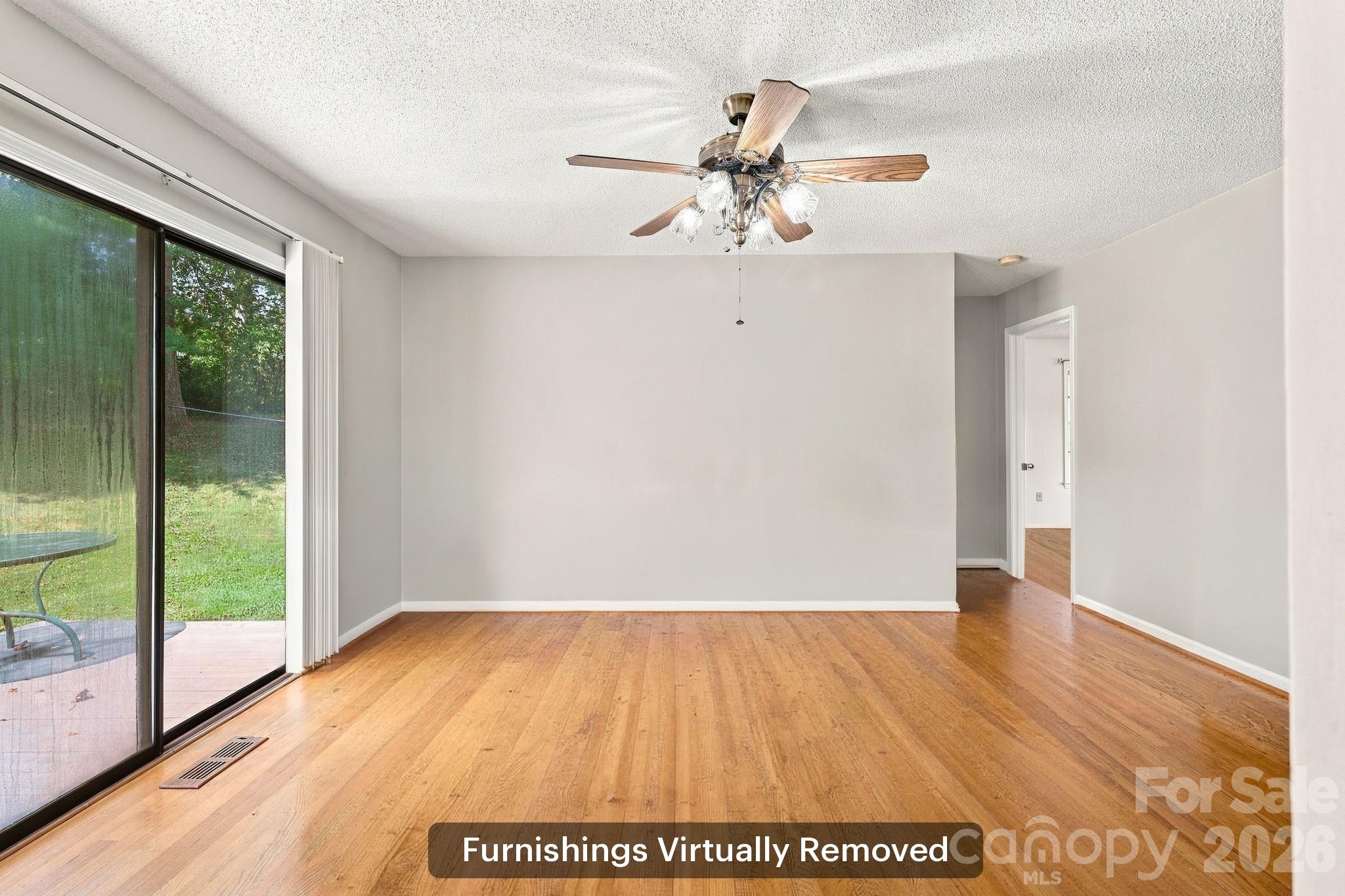 Furnishings Virtually Removed - 6 Cisco Road, Asheville