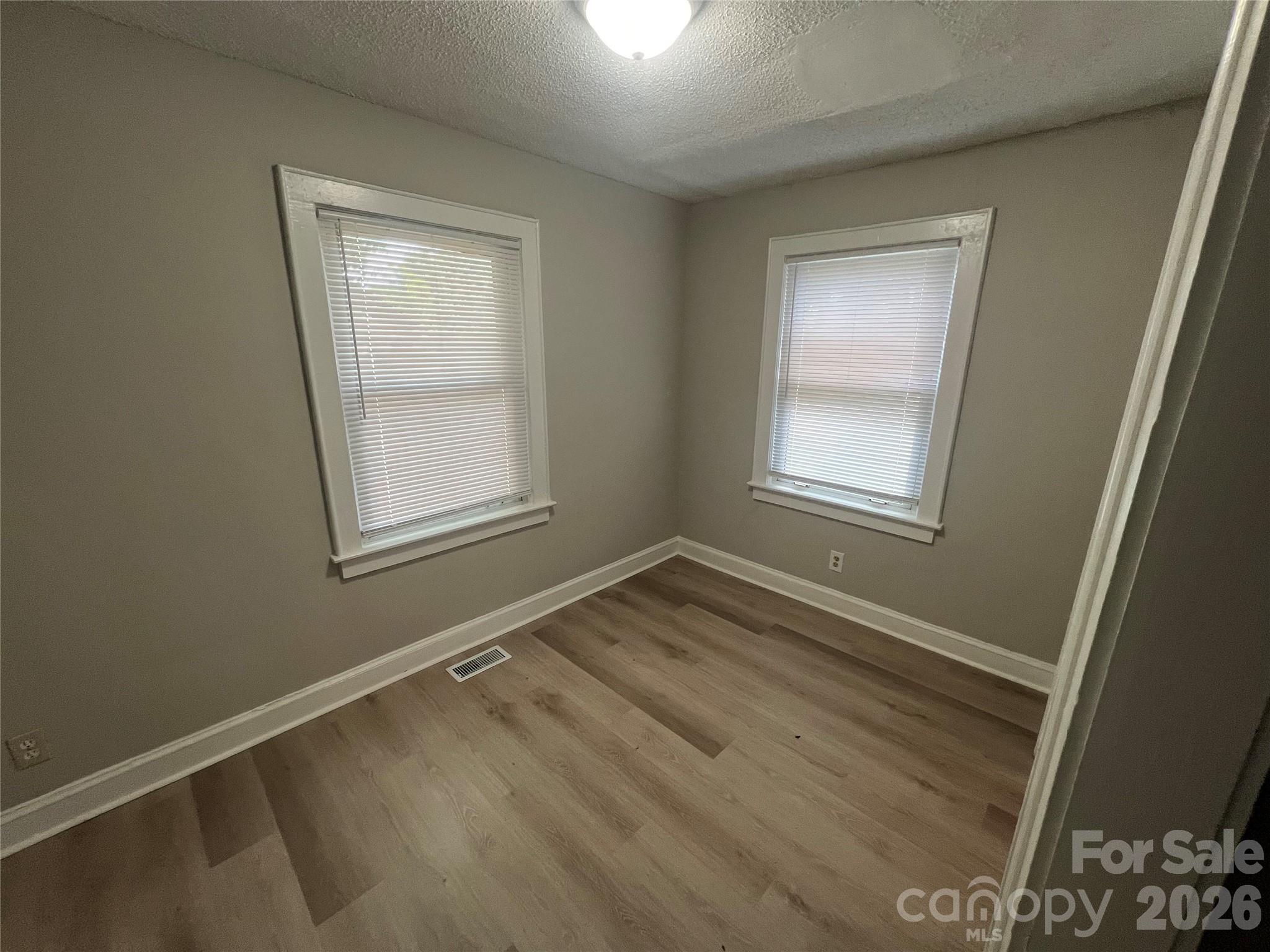 Single Family Residence at 1107 W Davidson Avenue, Gastonia, photo 5 of 14