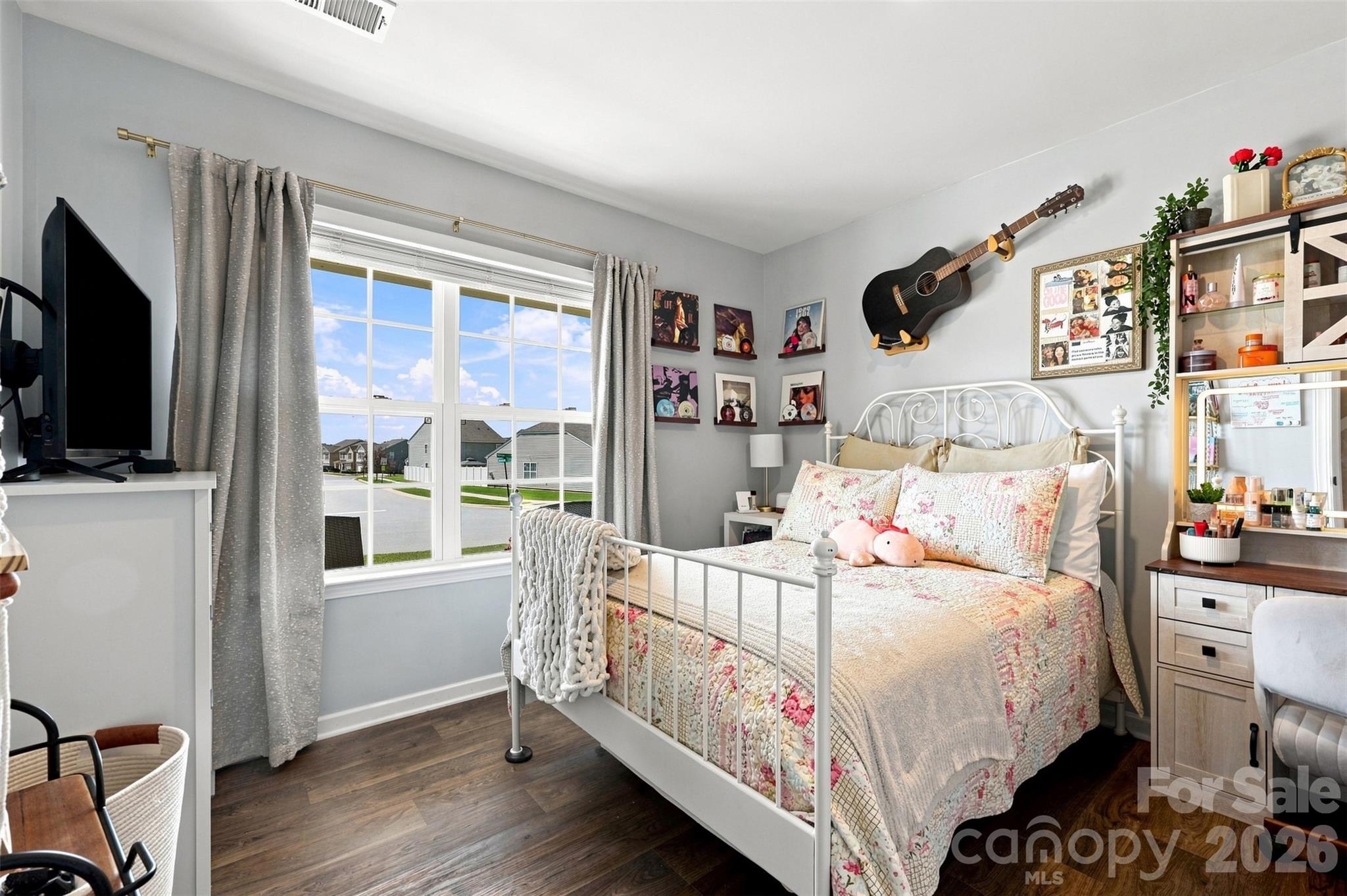 Main Level Office (used as bedroom) - 3103 Winesap Drive, Dallas