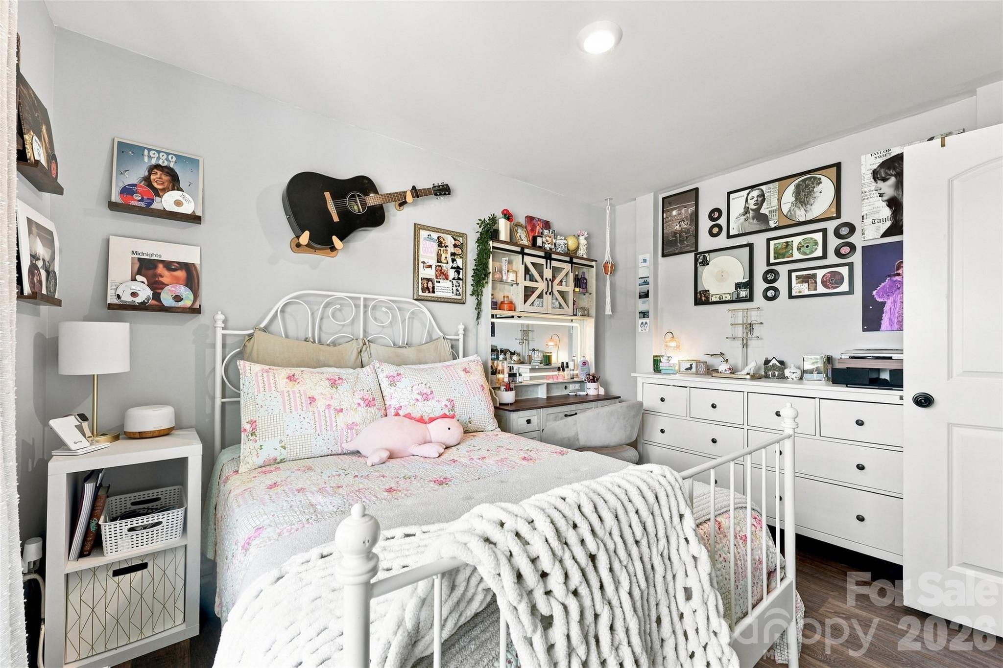 Main Level Office (used as bedroom) - 3103 Winesap Drive, Dallas