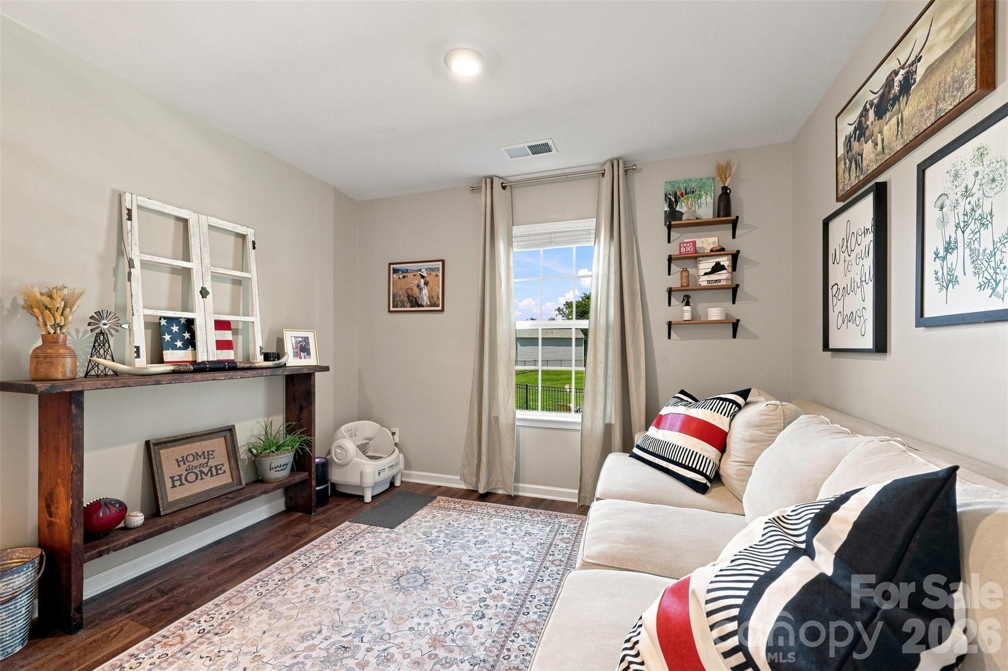 Main Level Flex Space - 3103 Winesap Drive, Dallas