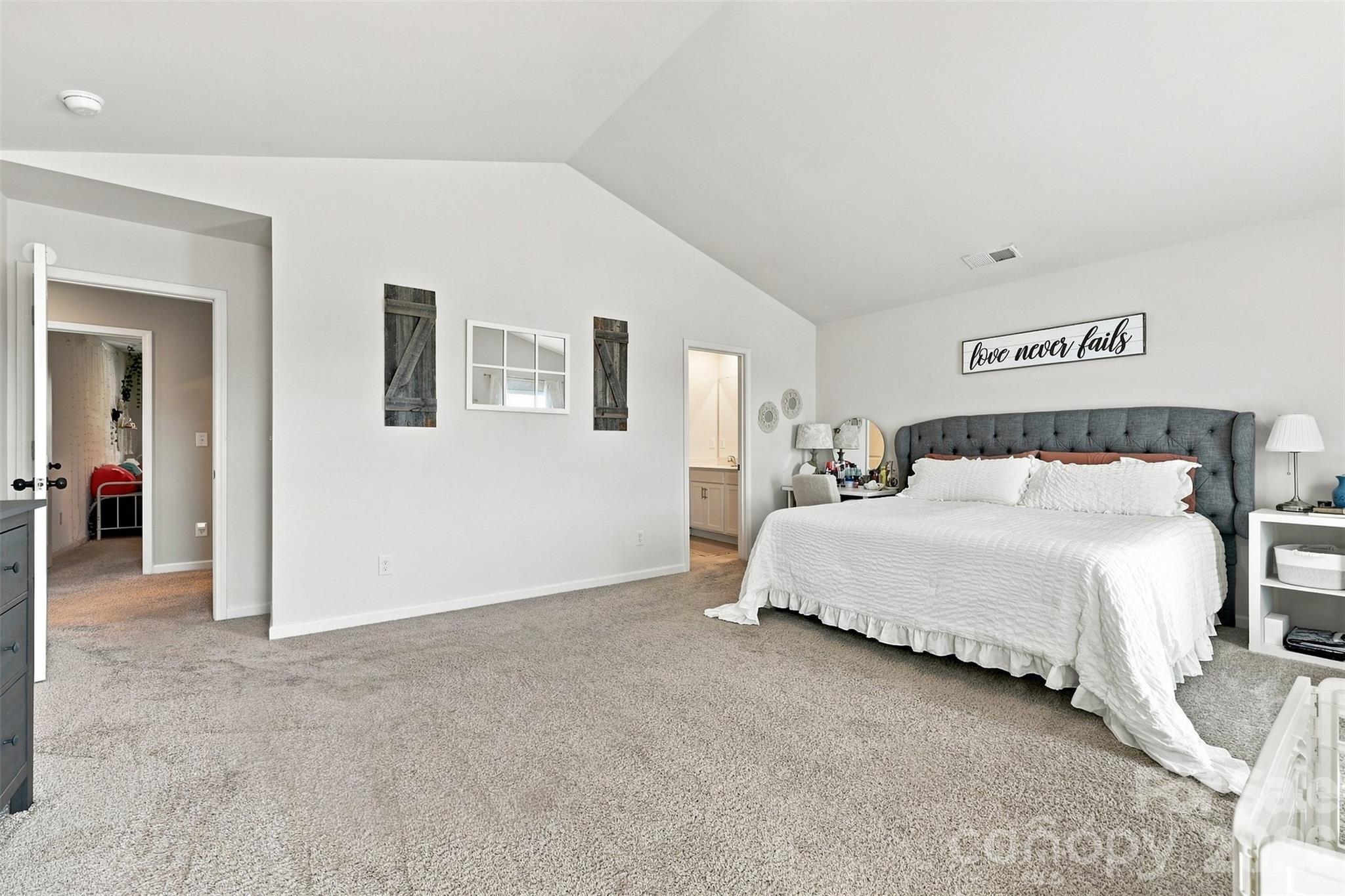 Primary Suite - 3103 Winesap Drive, Dallas