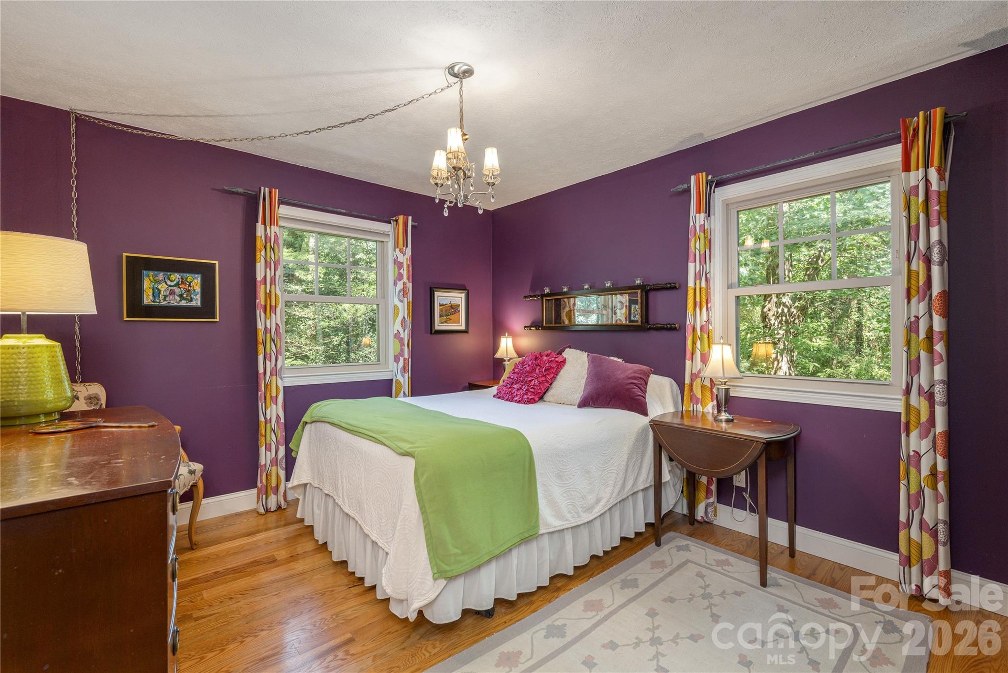 Single Family Residence at 906 Indian Hill Road, Hendersonville, photo 21 of 41