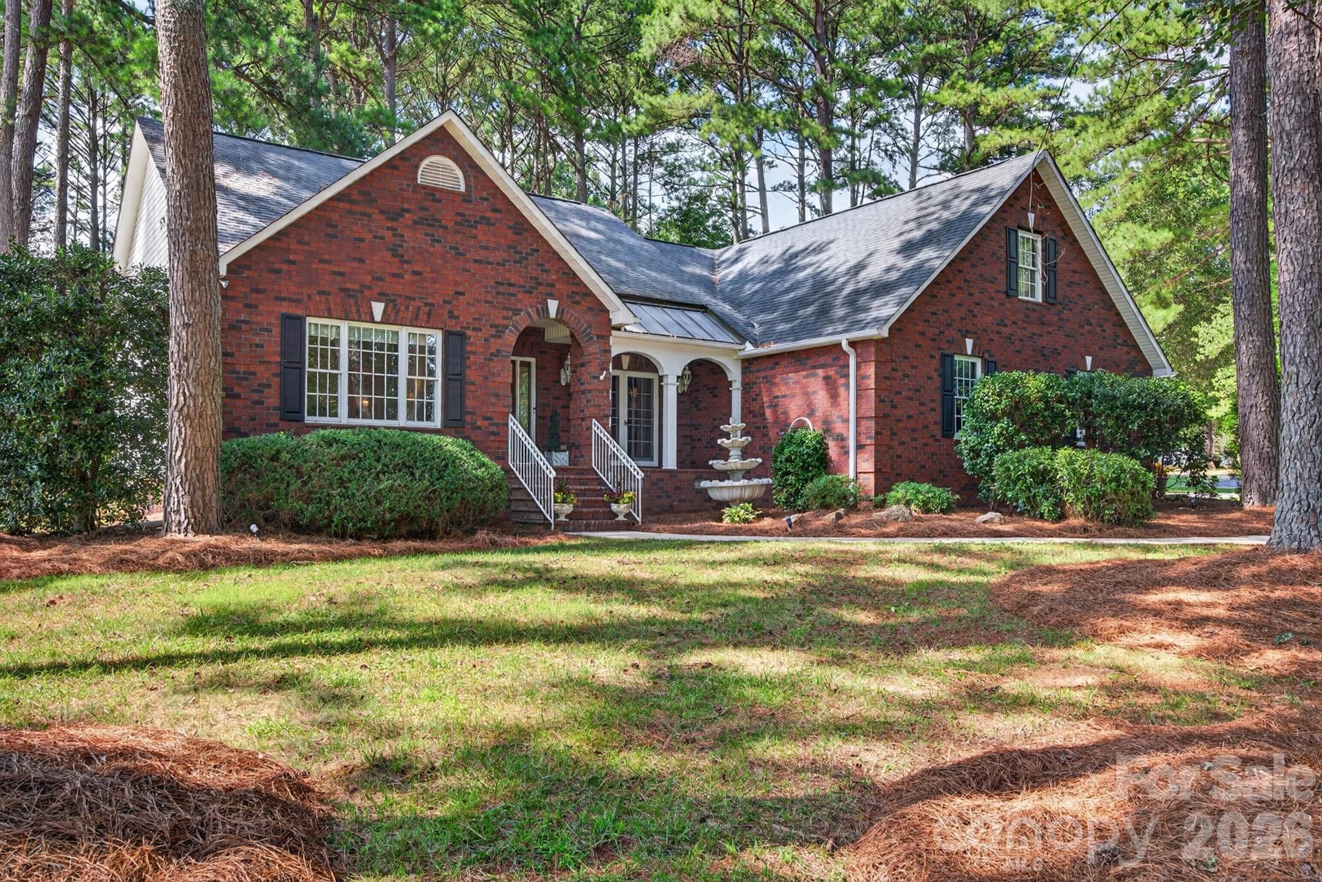 Single Family Residence at 190 Bonaventure Drive, Salisbury, photo 3 of 30