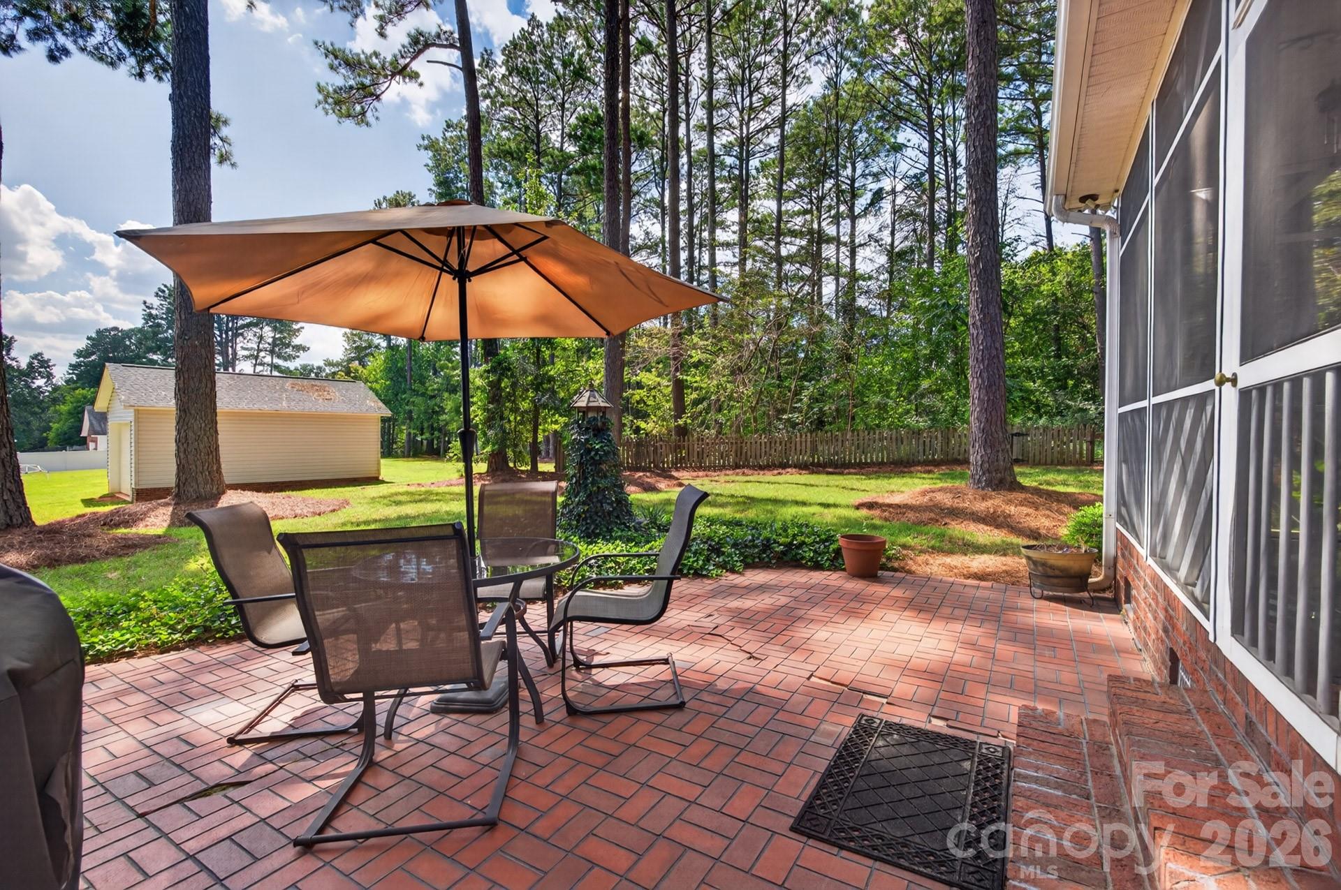 Single Family Residence at 190 Bonaventure Drive, Salisbury, photo 8 of 30