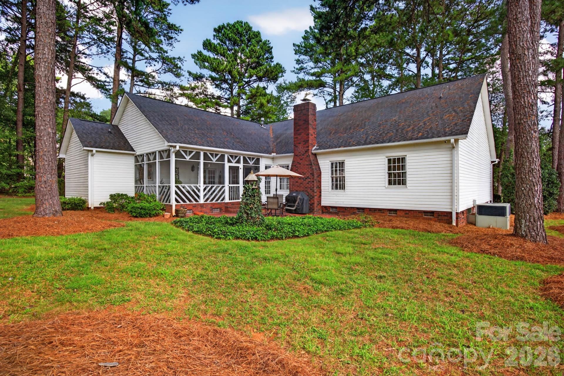 Single Family Residence at 190 Bonaventure Drive, Salisbury, photo 14 of 30
