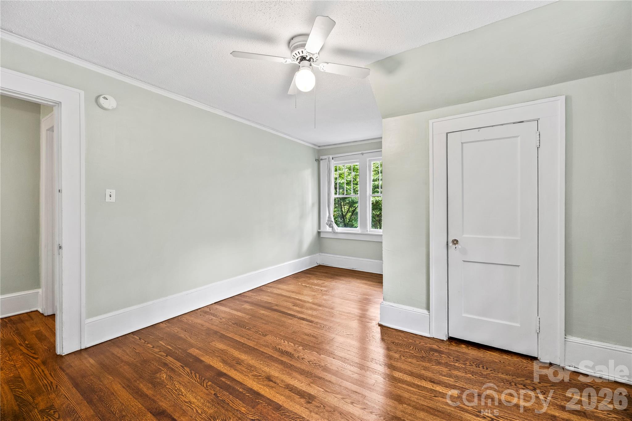 Single Family Residence at 18 Westover Drive, Asheville, photo 22 of 33