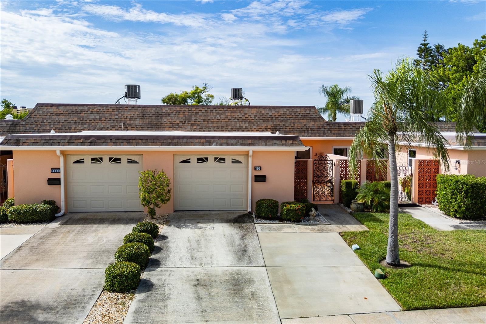 Villa at 186 BOCA CIEGA POINT SOUTH BLVD, ST PETERSBURG, photo 5 of 67