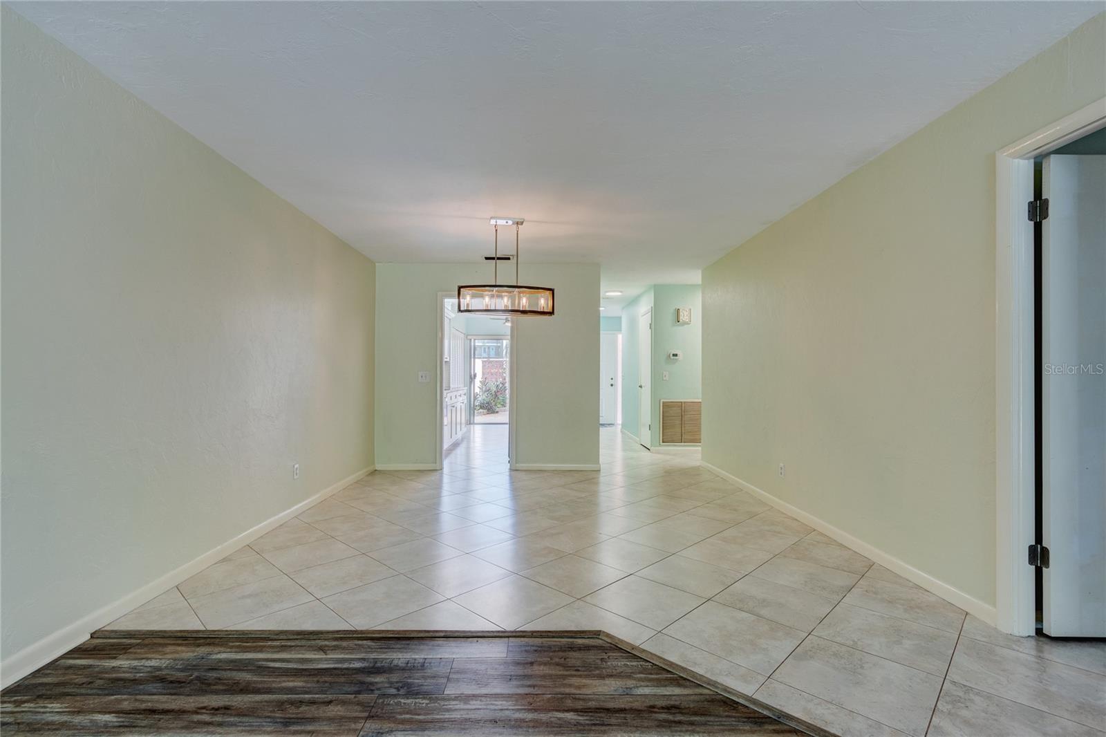 Villa at 186 BOCA CIEGA POINT SOUTH BLVD, ST PETERSBURG, photo 25 of 67