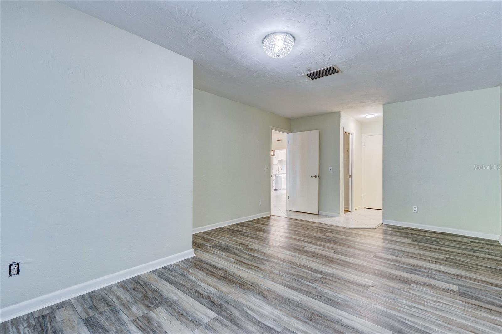 Villa at 186 BOCA CIEGA POINT SOUTH BLVD, ST PETERSBURG, photo 27 of 67