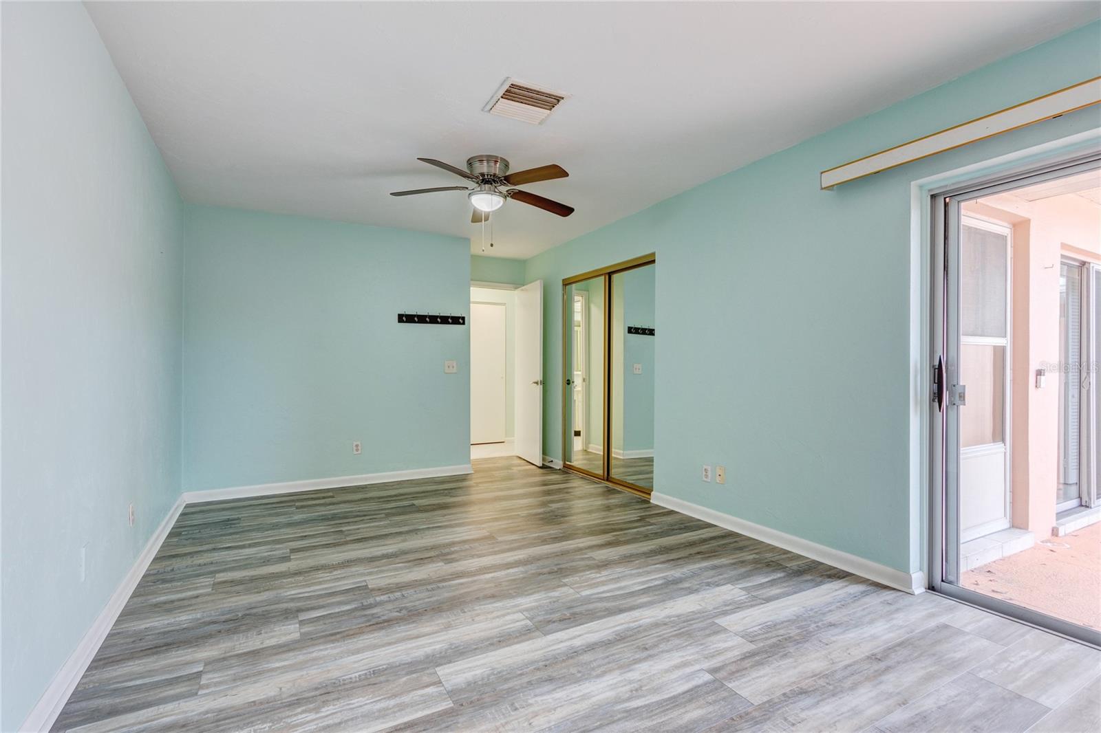 Villa at 186 BOCA CIEGA POINT SOUTH BLVD, ST PETERSBURG, photo 34 of 67