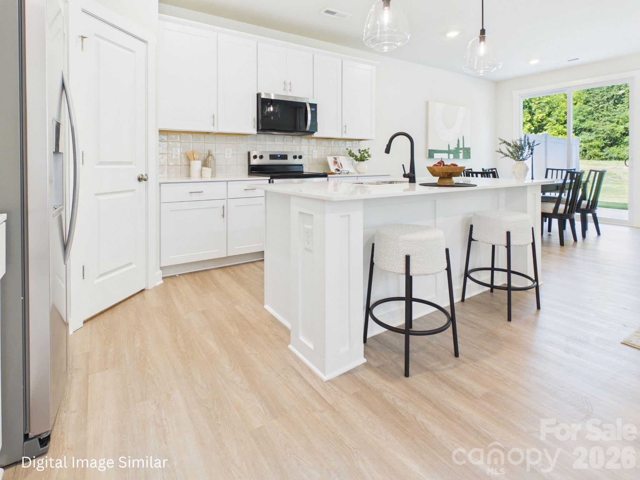 Townhouse at 105 Dilling Street N, Kings Mountain, photo 5 of 37