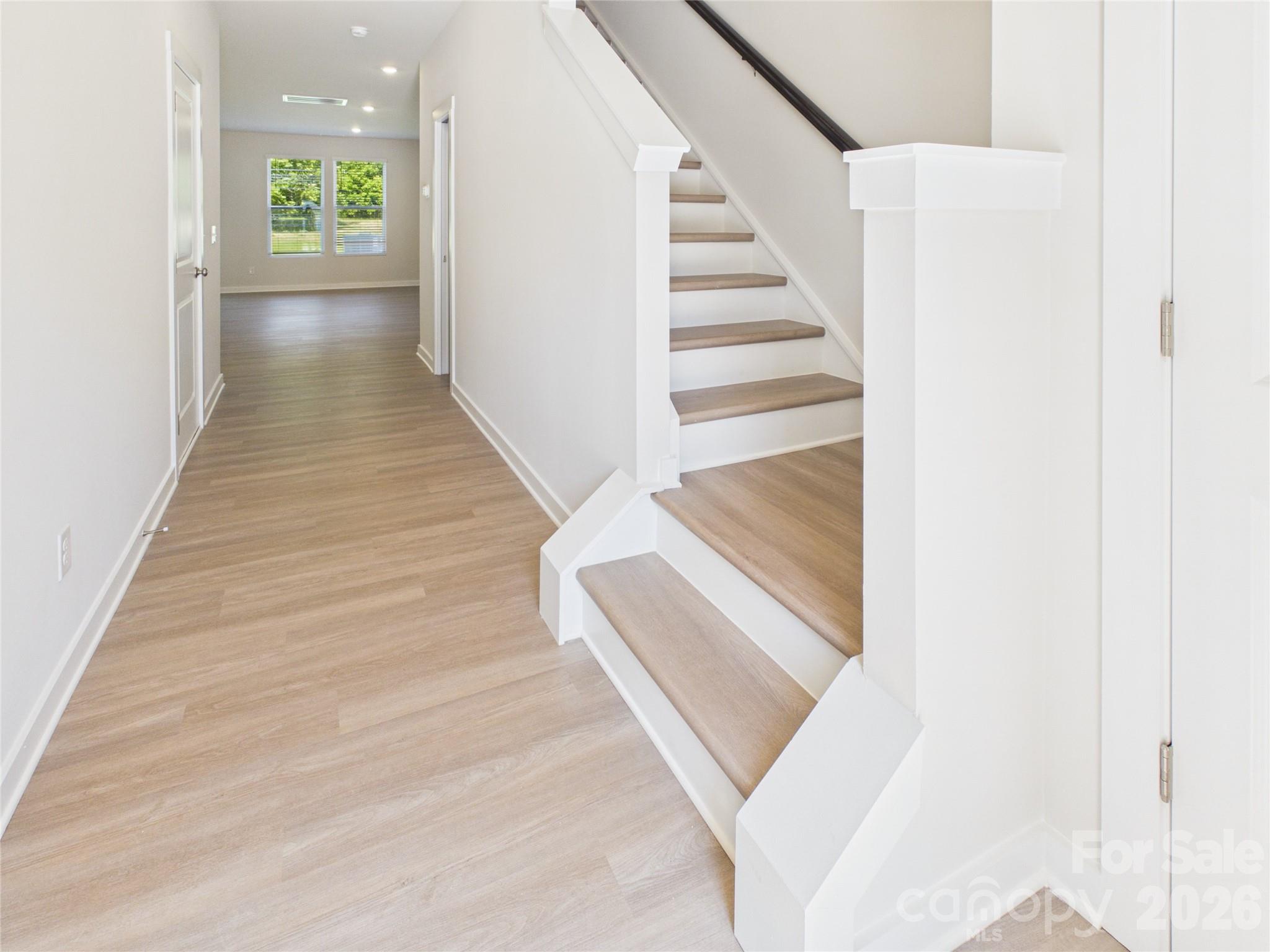 Foyer and coat closet - 105 Dilling Street N, Kings Mountain