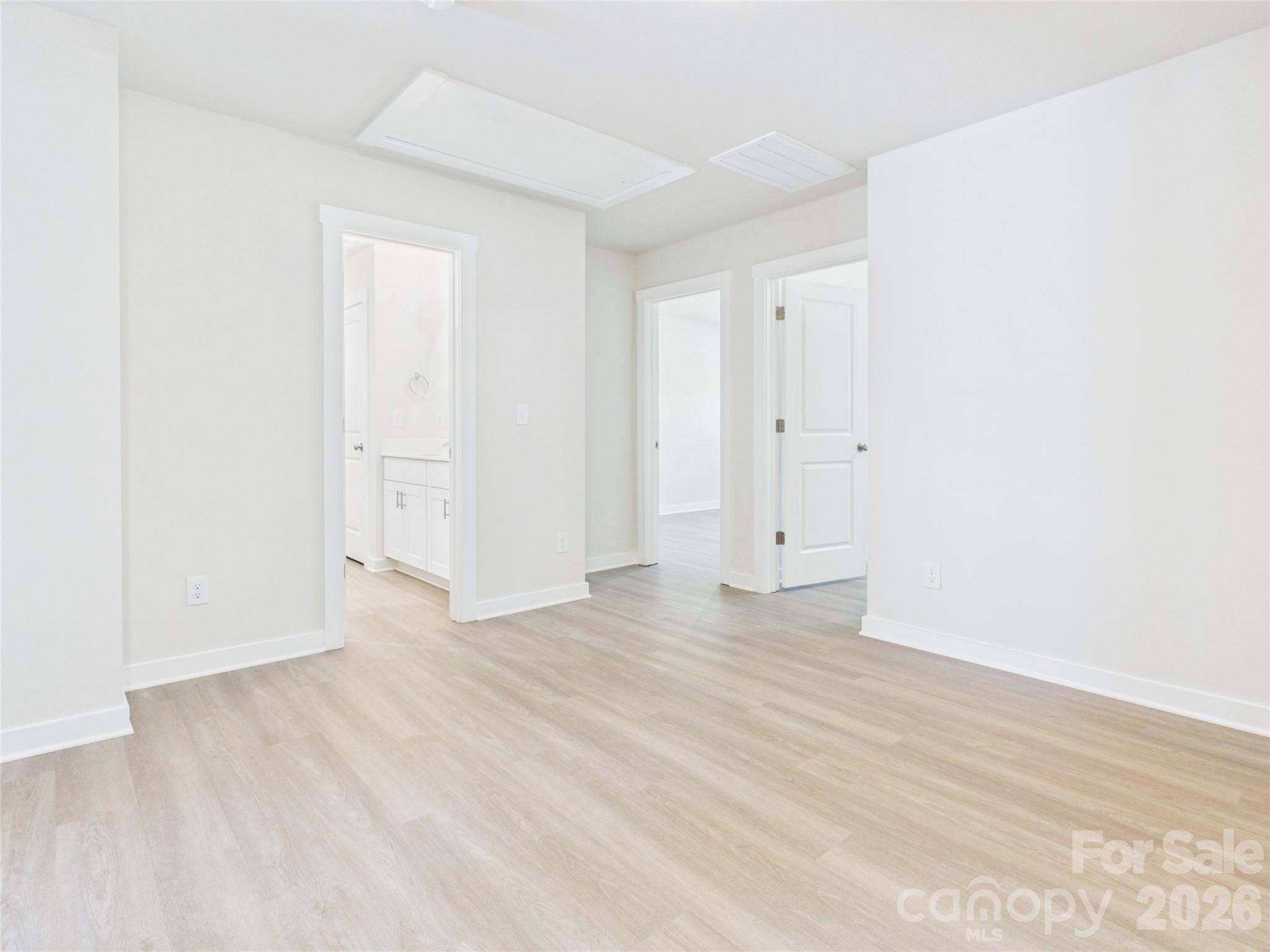 Loft - 105 Dilling Street N, Kings Mountain