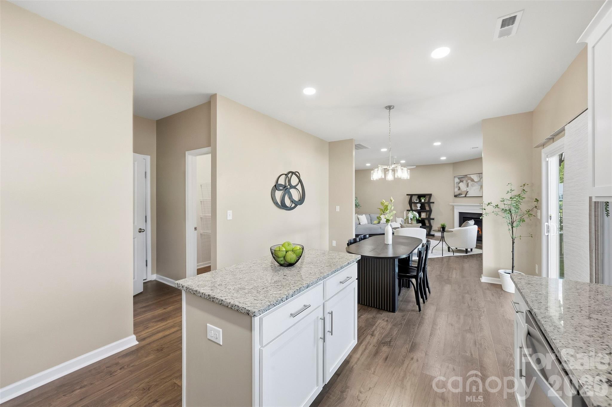 Open floor plan kitchen - 7572 Nolen Farm Drive, Gastonia