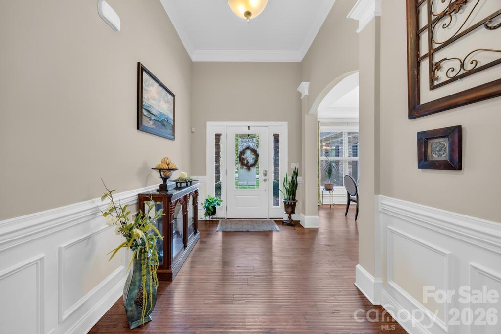 Single Family Residence at 108 Butler Drive, Mooresville, photo 7 of 46
