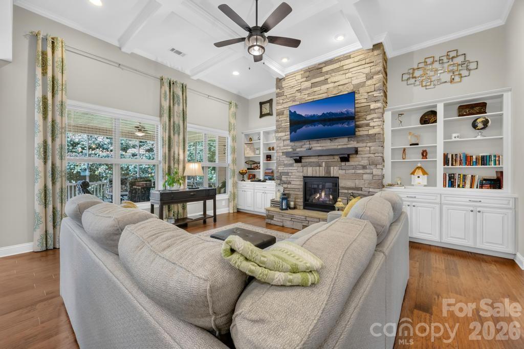 Single Family Residence at 108 Butler Drive, Mooresville, photo 12 of 46