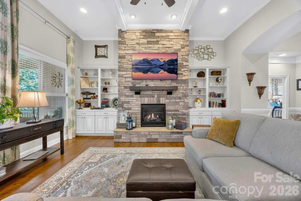 Single Family Residence at 108 Butler Drive, Mooresville, photo 15 of 46