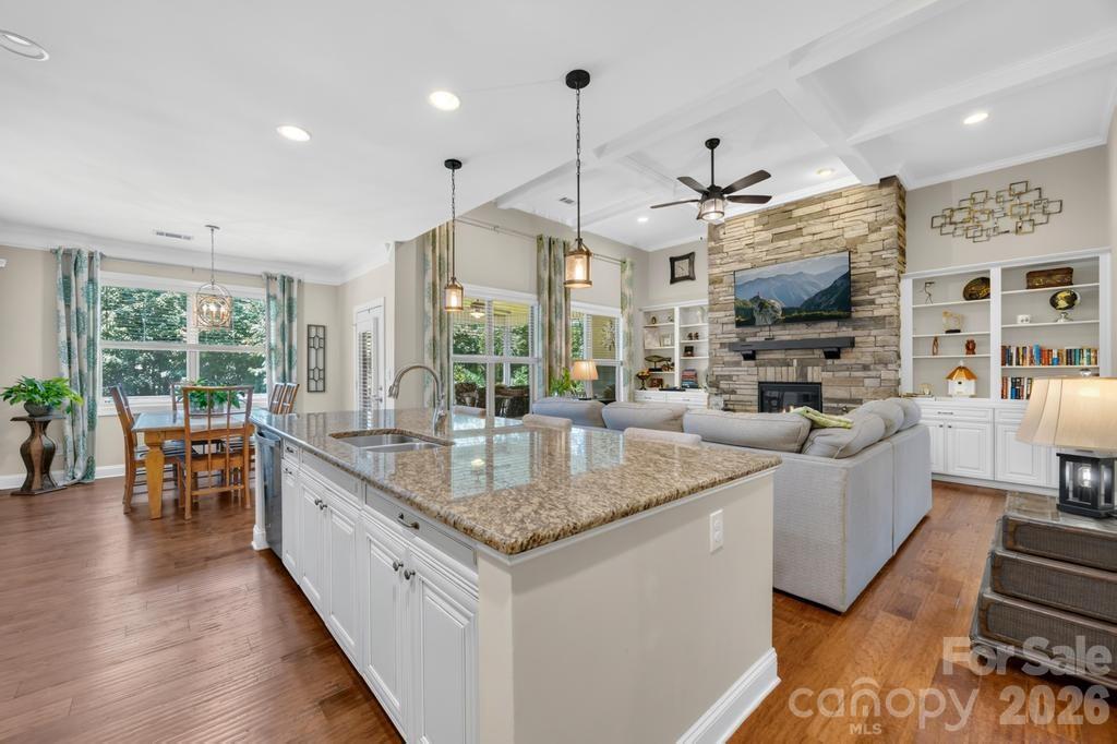 Single Family Residence at 108 Butler Drive, Mooresville, photo 18 of 46