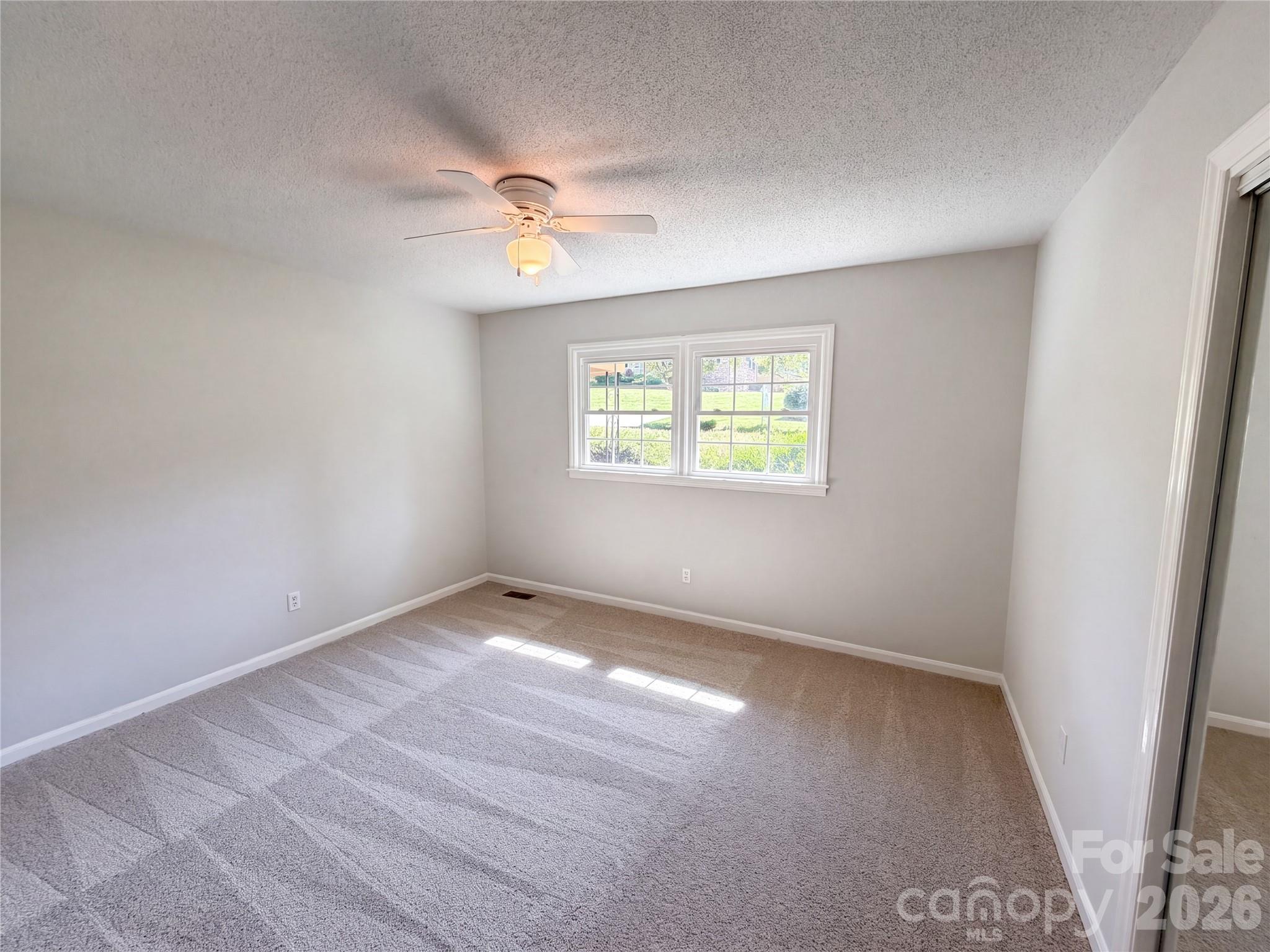 Single Family Residence at 4305 Dawnwood Drive, Gastonia, photo 12 of 16