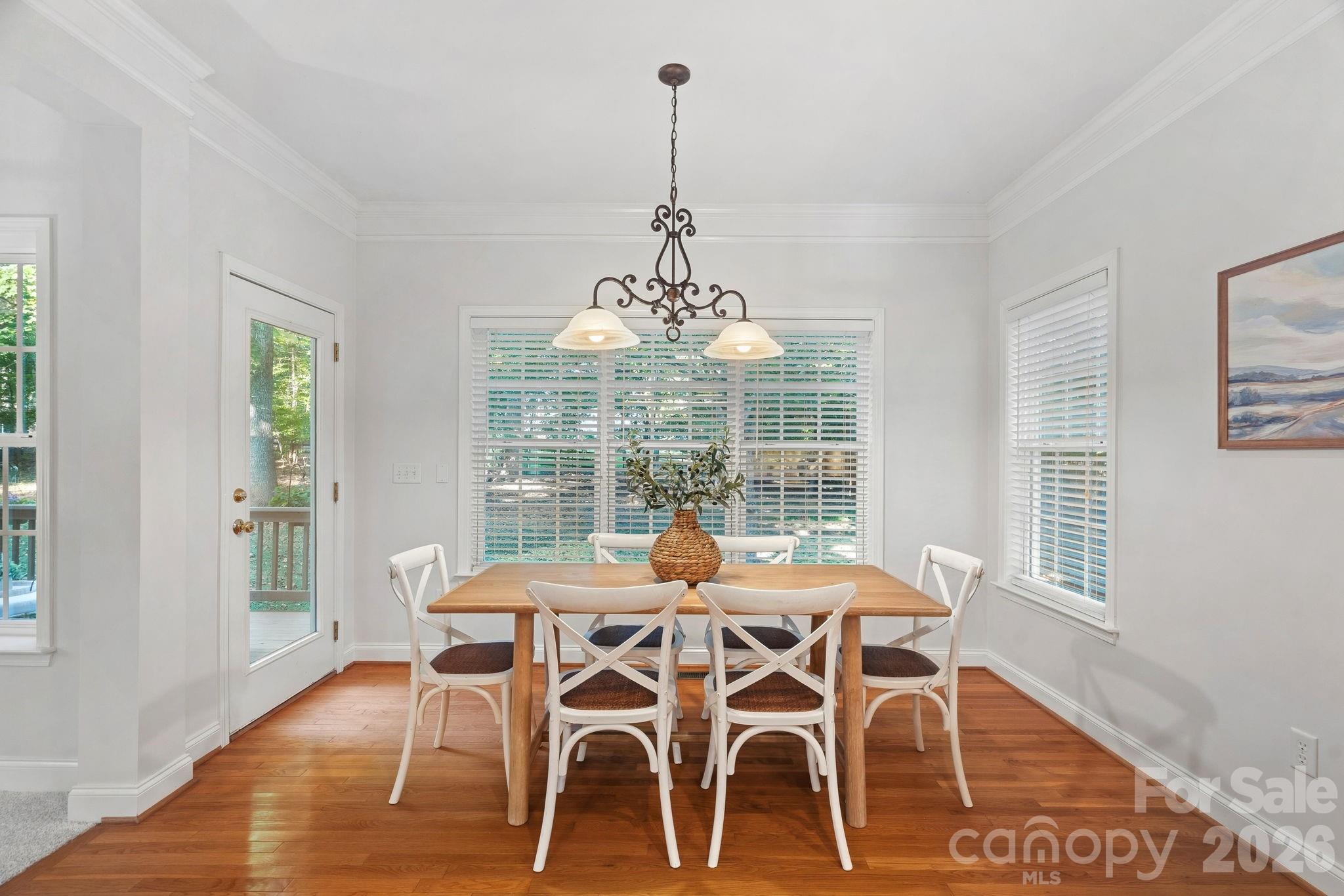 Casual Dining - 155 Culpeze Road, Mooresville