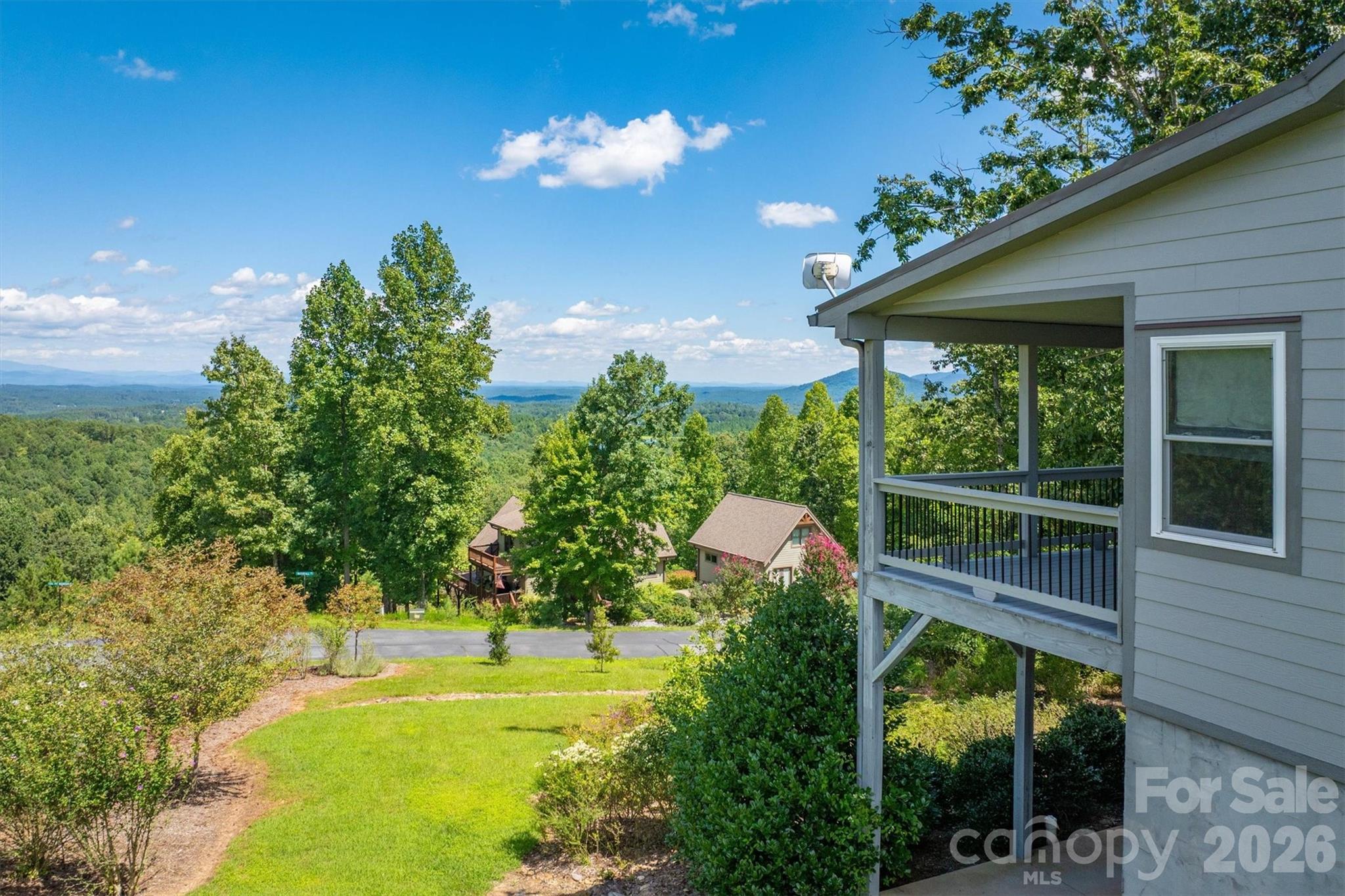 Single Family Residence at 2262 Grandview Peaks Drive, Nebo, photo 3 of 39