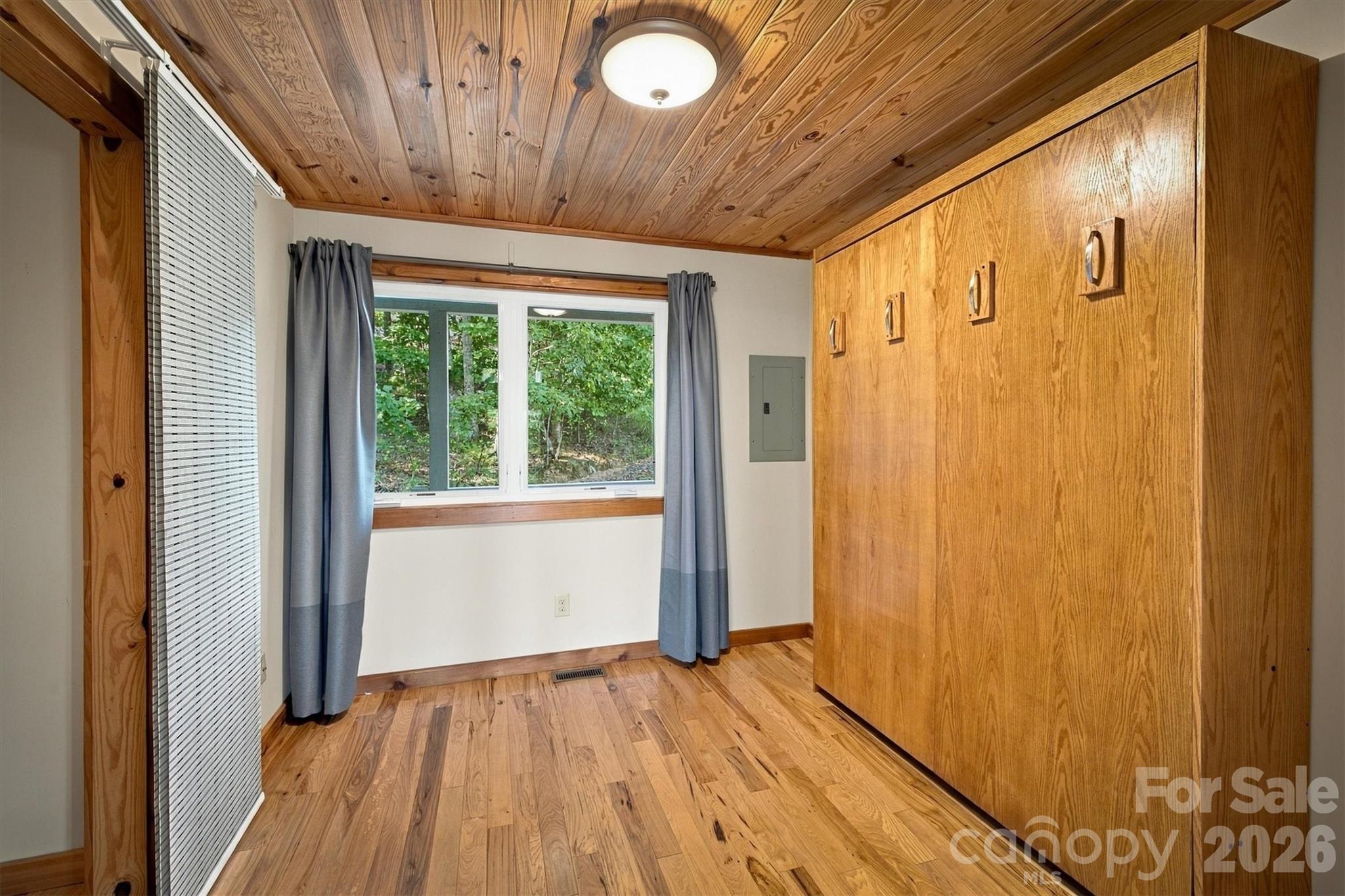Single Family Residence at 2262 Grandview Peaks Drive, Nebo, photo 30 of 39