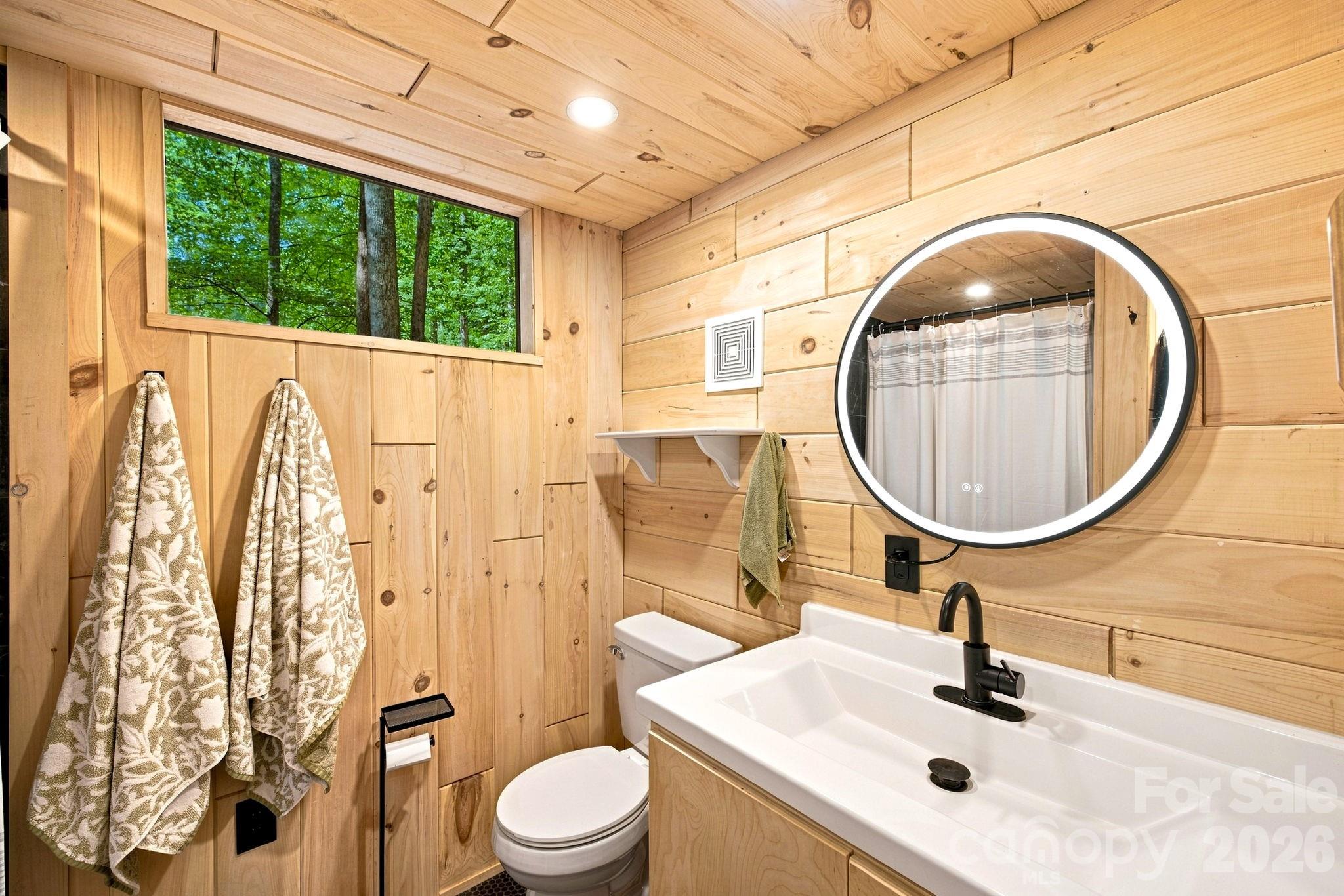 Single Family Residence at 145 Kingfisher Lane, Sylva, photo 12 of 32