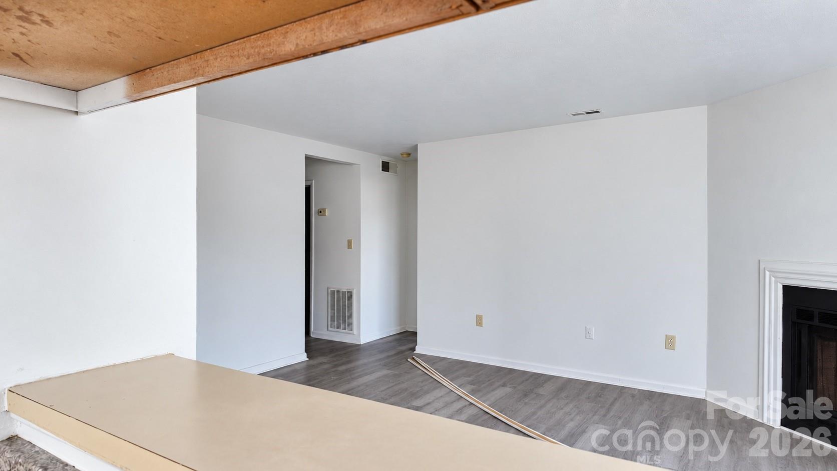 Condominium at 8032 Tremaine Court, Charlotte, photo 17 of 20