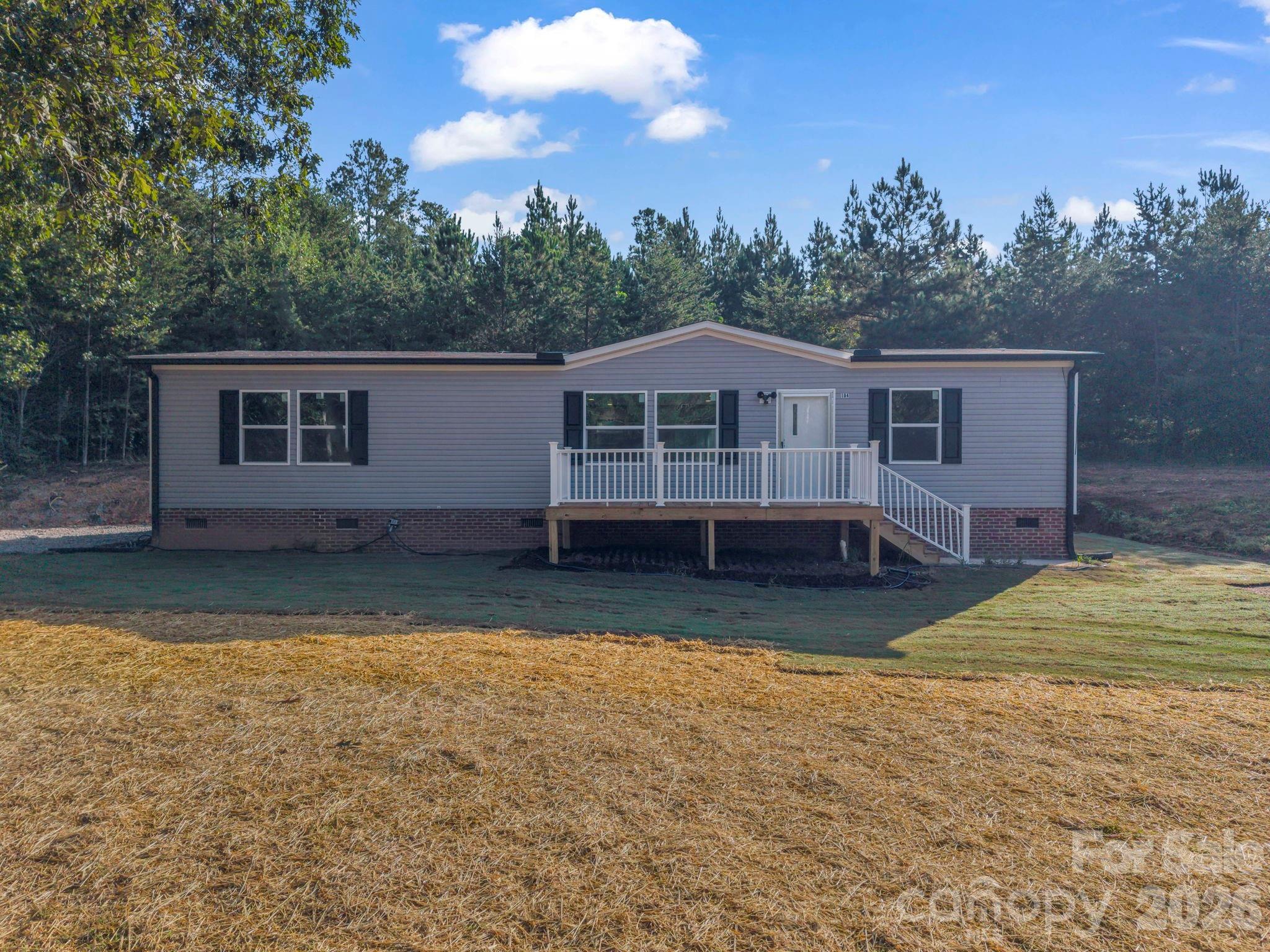 Single Family Residence at 184 Crawford Hollow, Rutherfordton, photo 2 of 47