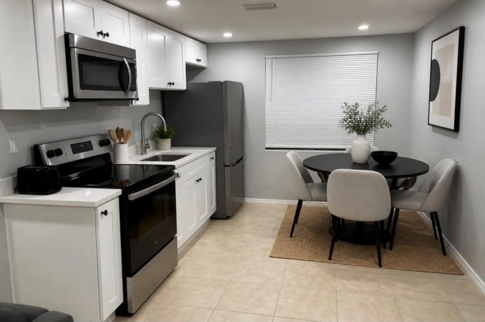 virtually staged - 735 BERTREND ST, ENGLEWOOD