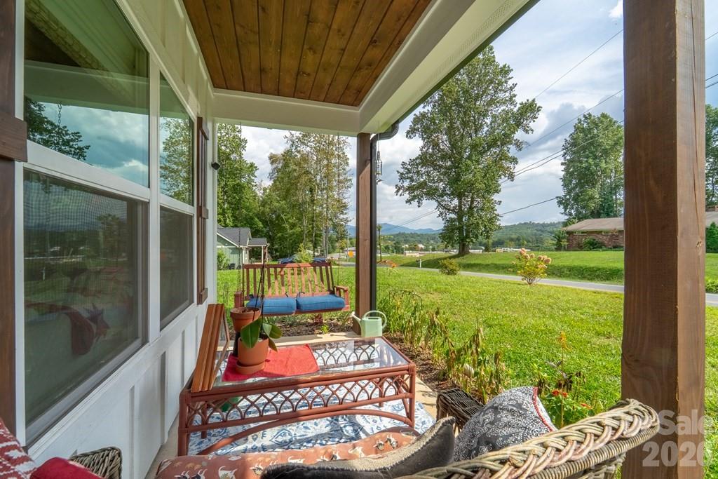 Single Family Residence at 190 FORT HEMBREE Road, Hayesville, photo 17 of 18
