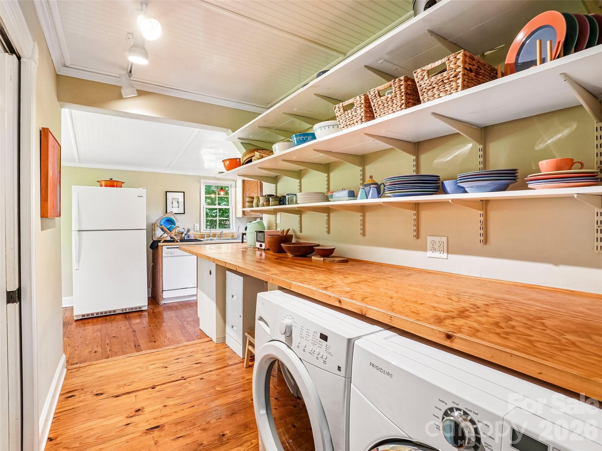 laundry area - 75 Cisco Road, Asheville
