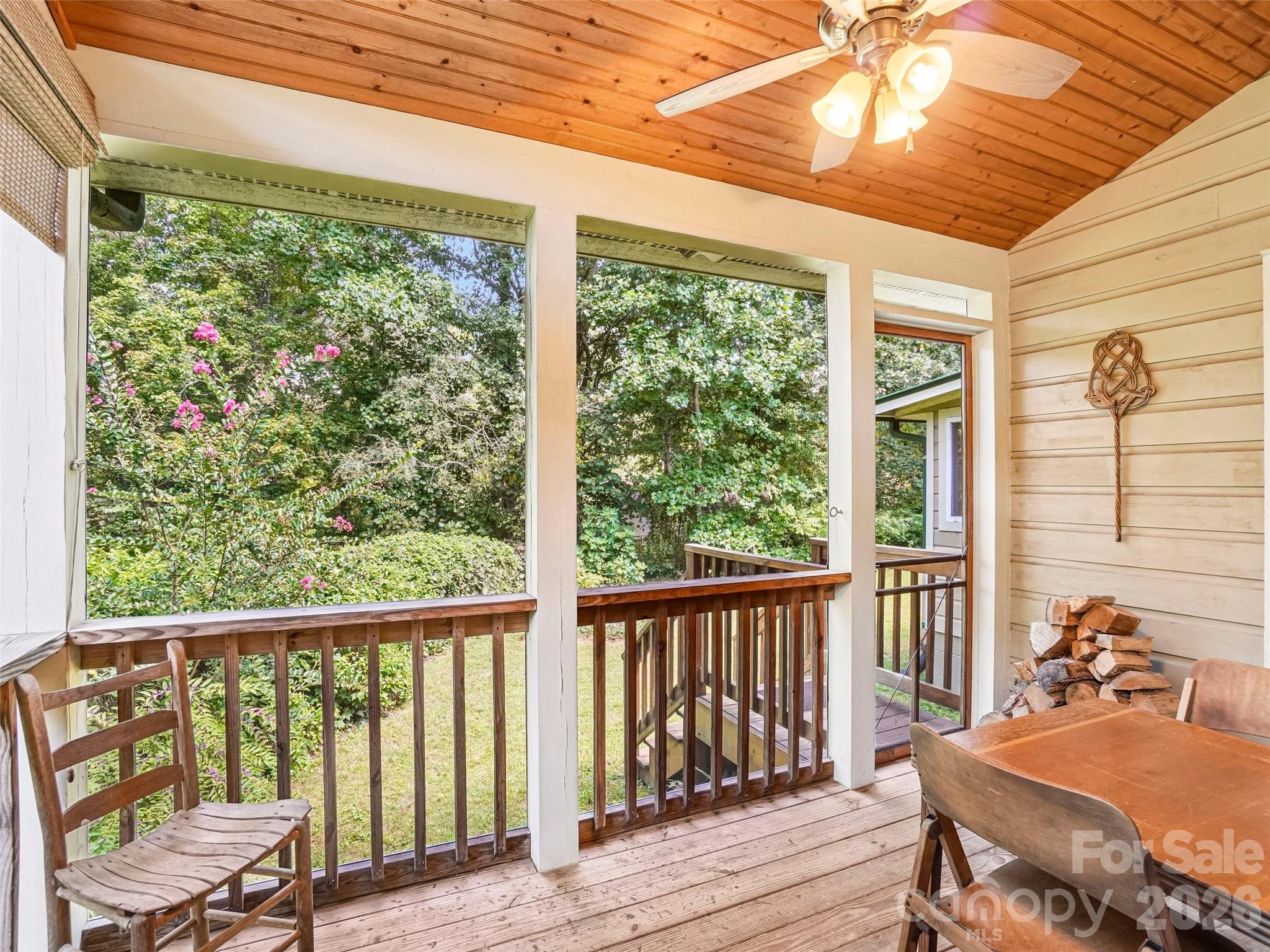 private screened porch off Northern primary suite - 75 Cisco Road, Asheville