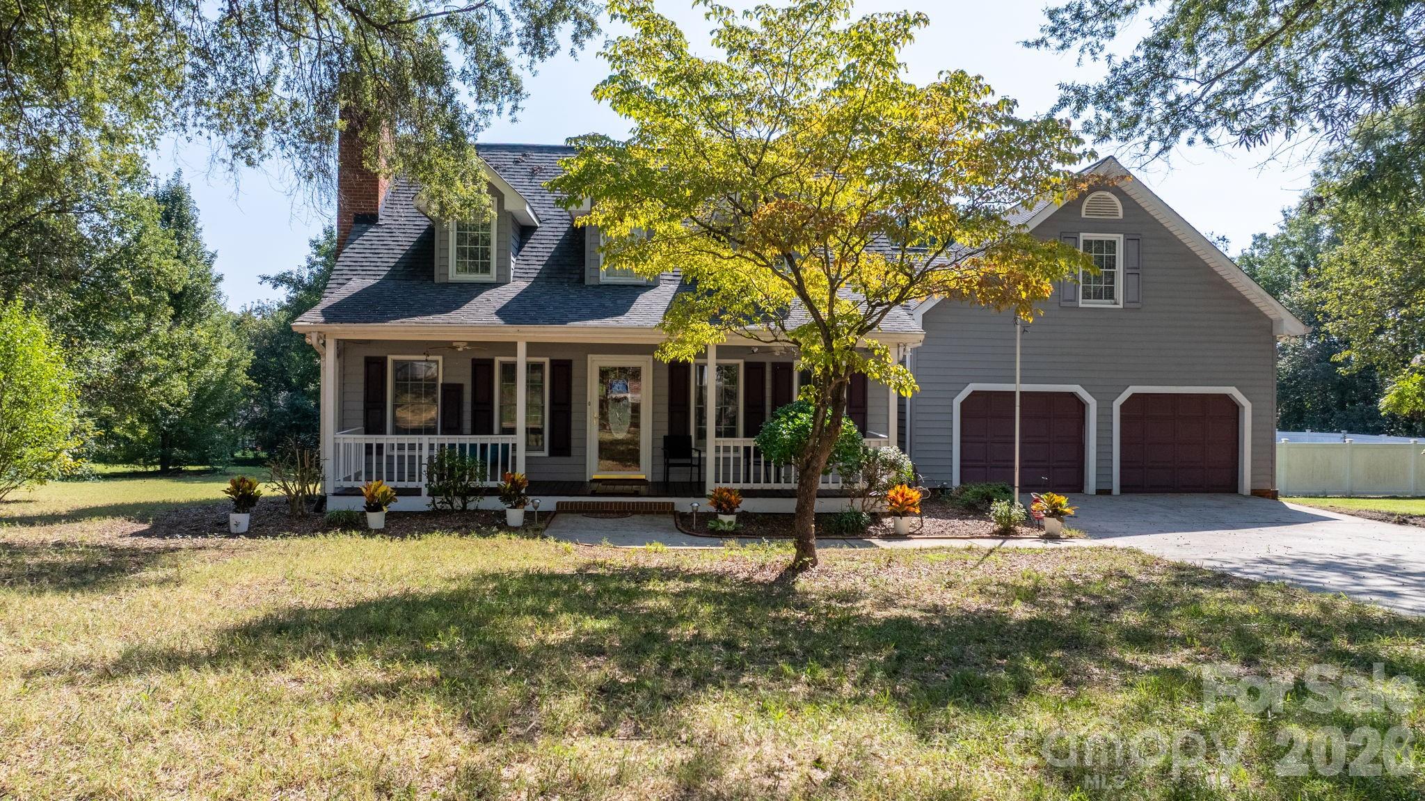Single Family Residence at 2036 Picnic Drive, Newton, photo 2 of 45
