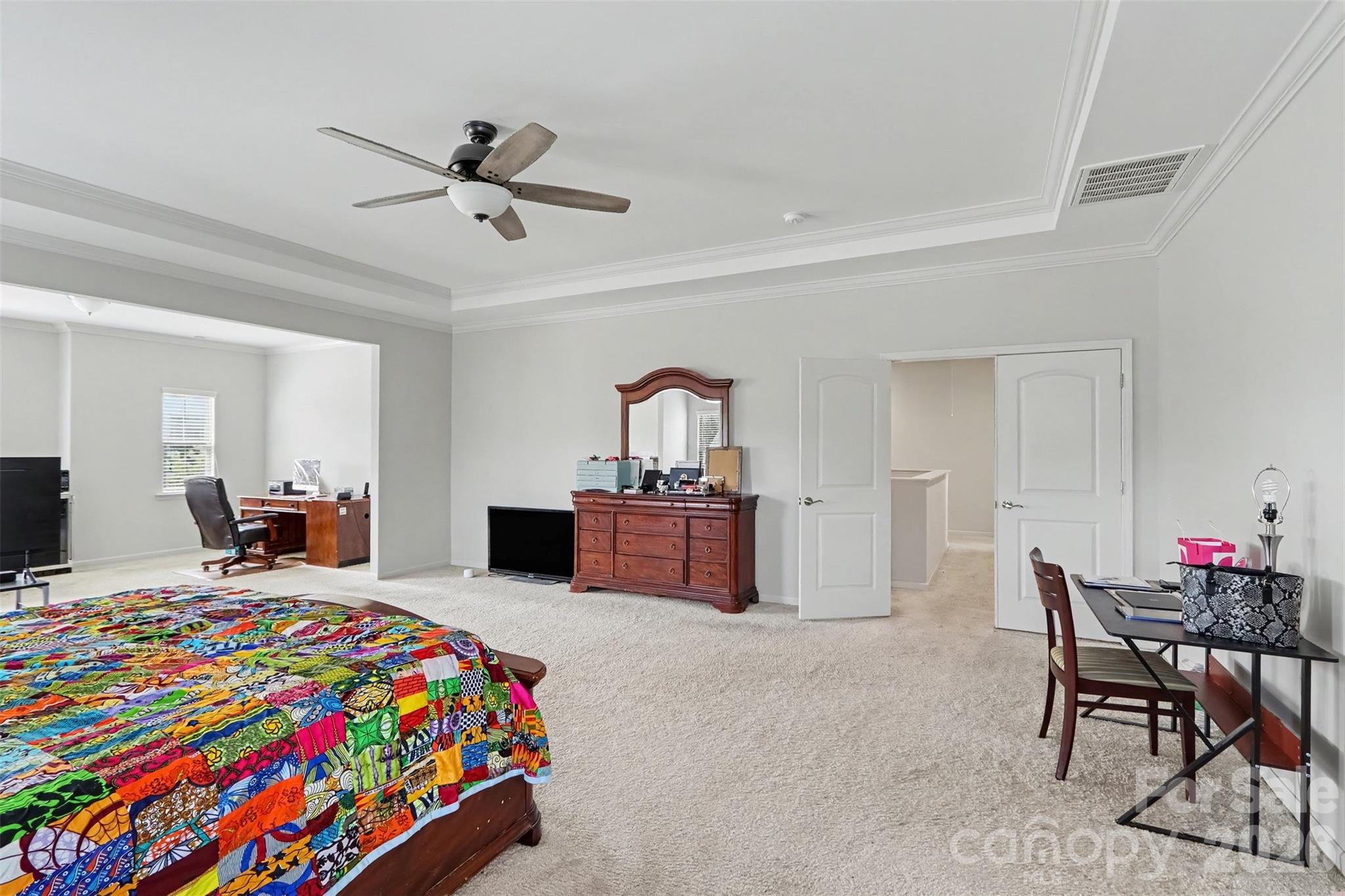 Single Family Residence at 853 Double Oak Lane SE, Concord, photo 9 of 35