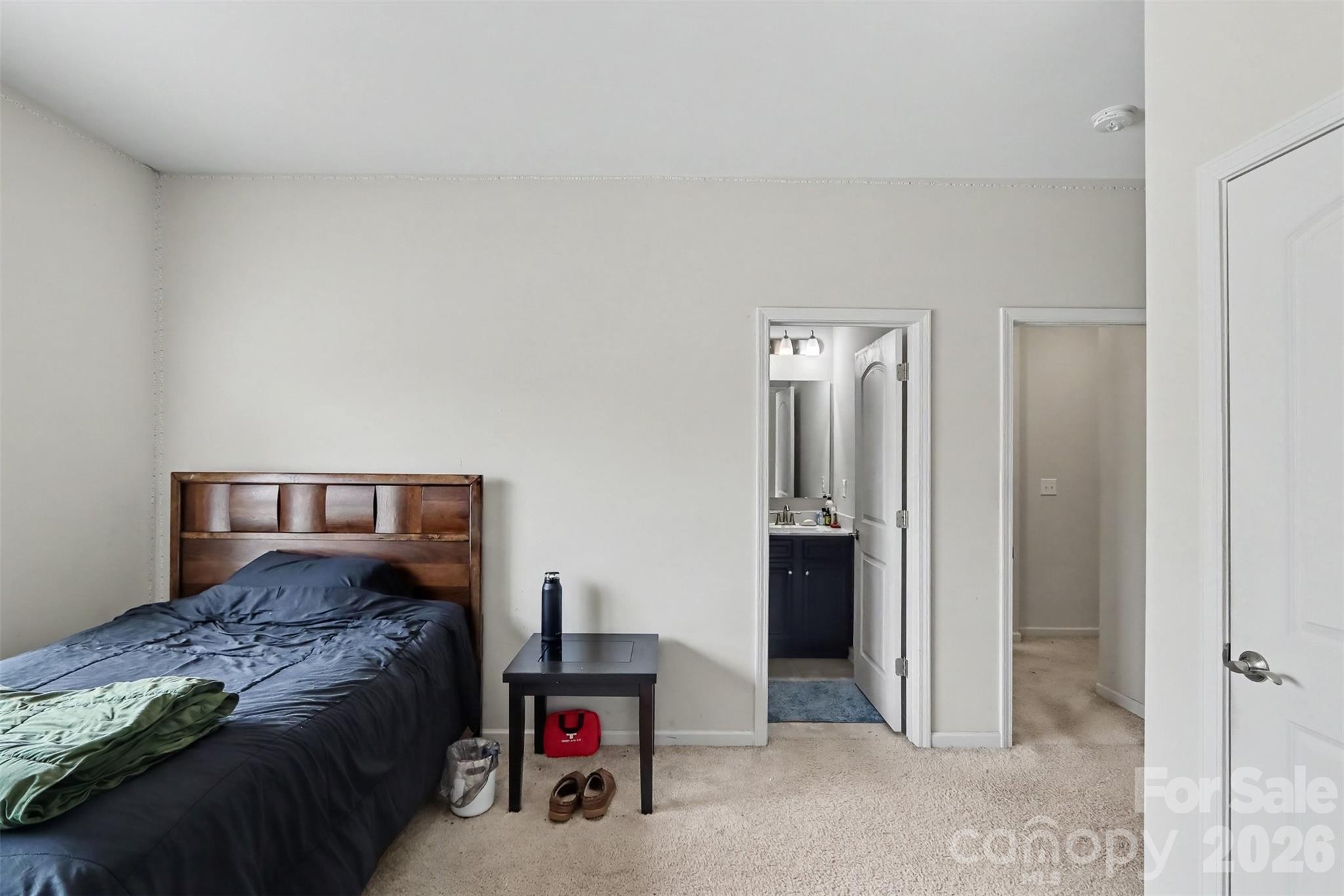 Single Family Residence at 853 Double Oak Lane SE, Concord, photo 14 of 35