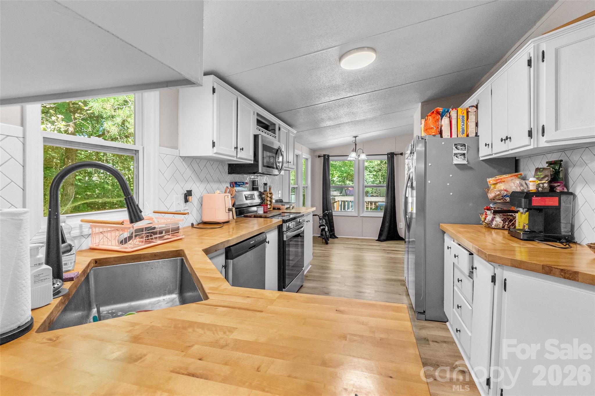 Single Family Residence at 4756 Sierra Drive, Maiden, photo 15 of 36