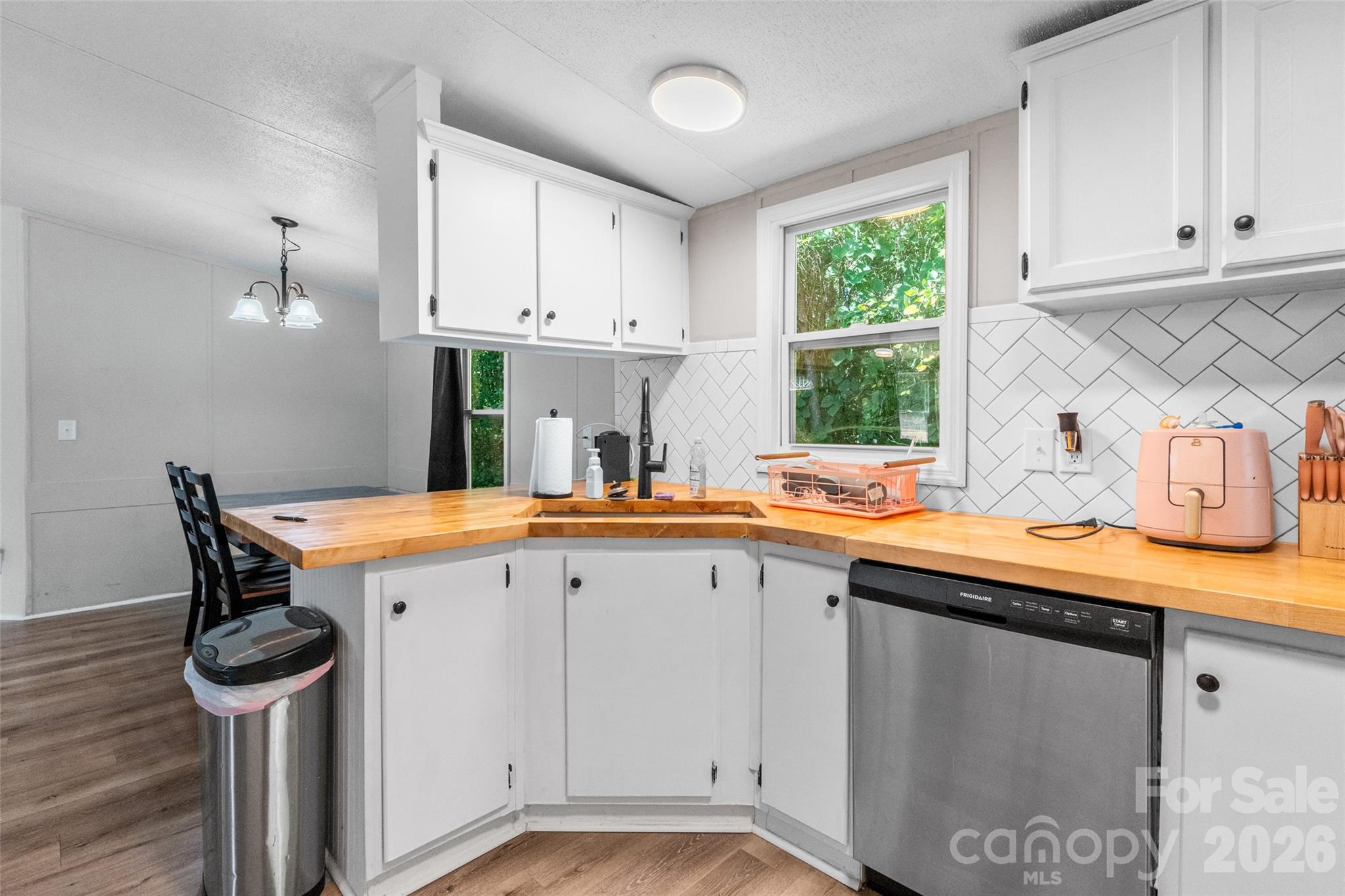 Single Family Residence at 4756 Sierra Drive, Maiden, photo 17 of 36