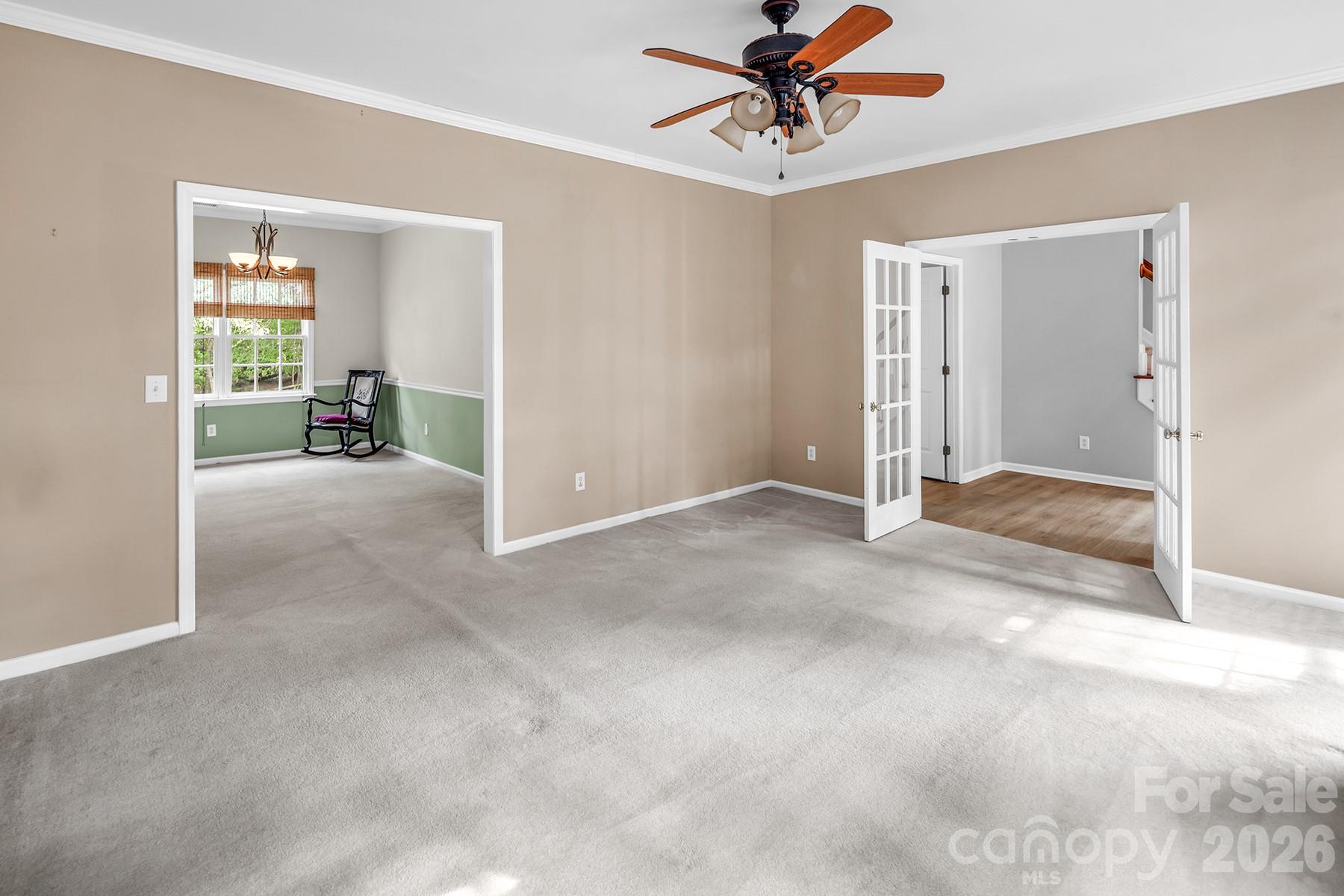 Single Family Residence at 5016 Hickory Lake Lane, Matthews, photo 6 of 48